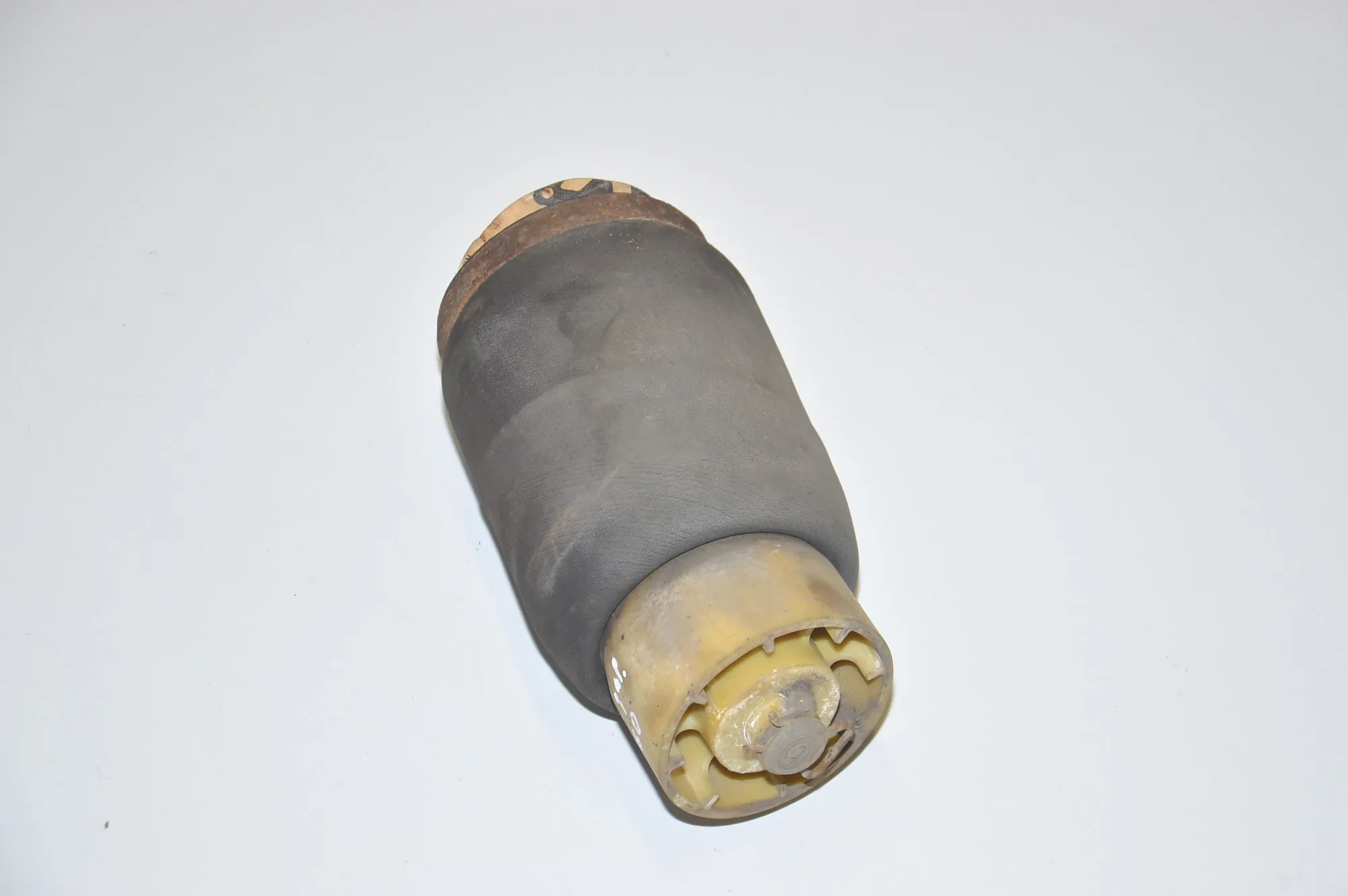 Rear Right Air Suspension Spring Bag – OEM 6750356 · BMW X5 (E53) 3.0 d 2004 – 3