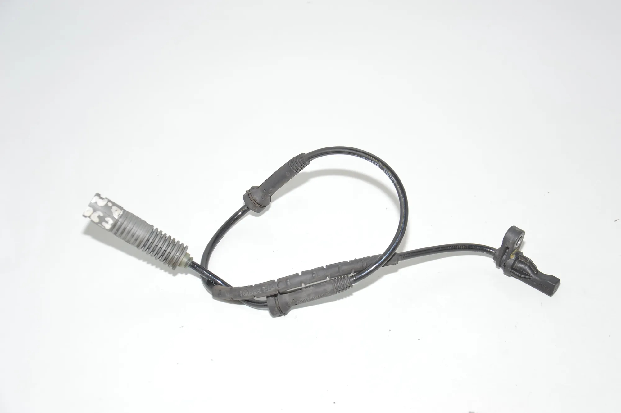 Front Right ABS Sensor – OEM 6762465 · BMW 3 (E90) 320 d 2010 – 4
