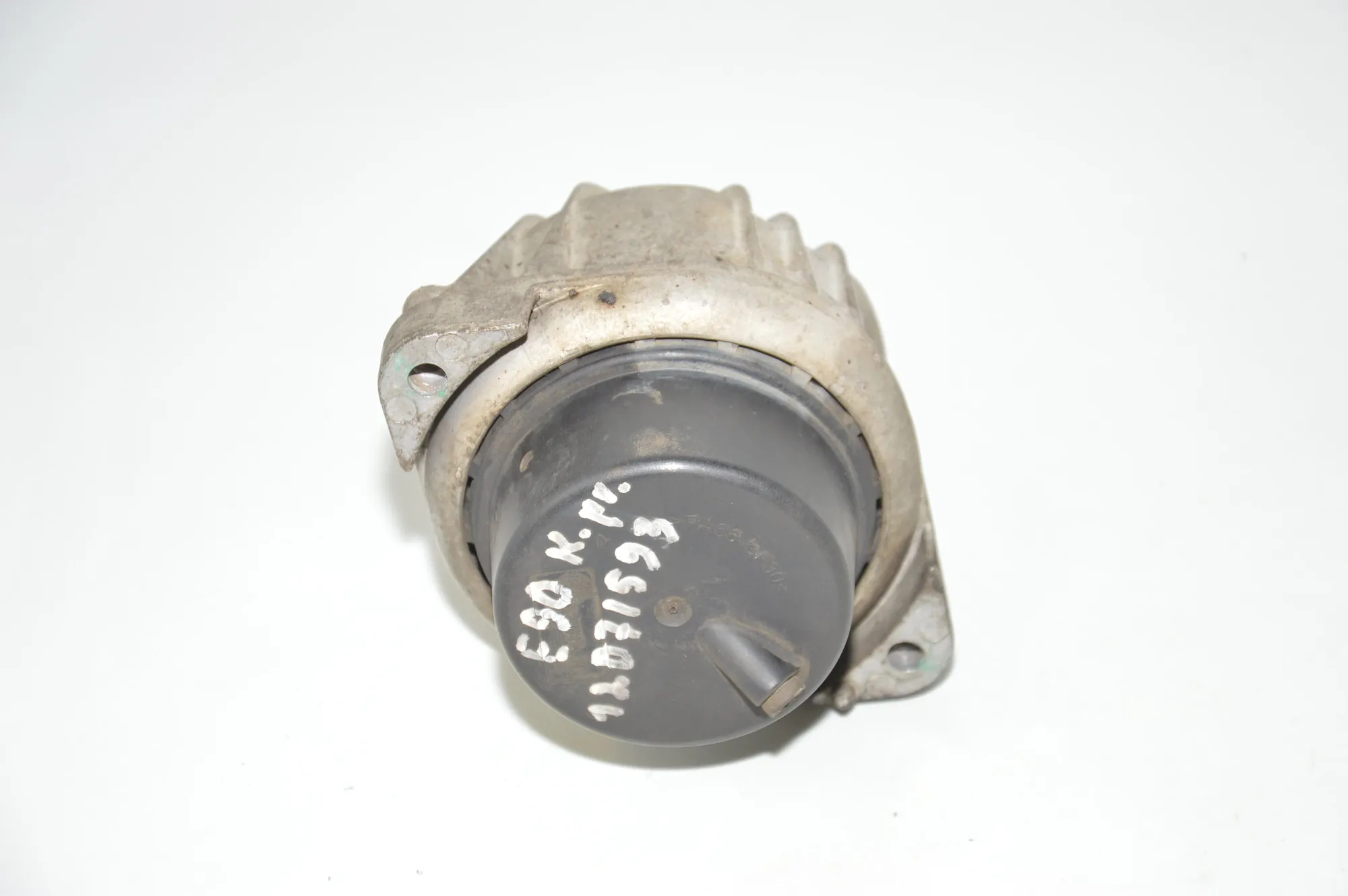 Left Side Engine Mount · BMW 3 (E90) 320 d 2010 – 4