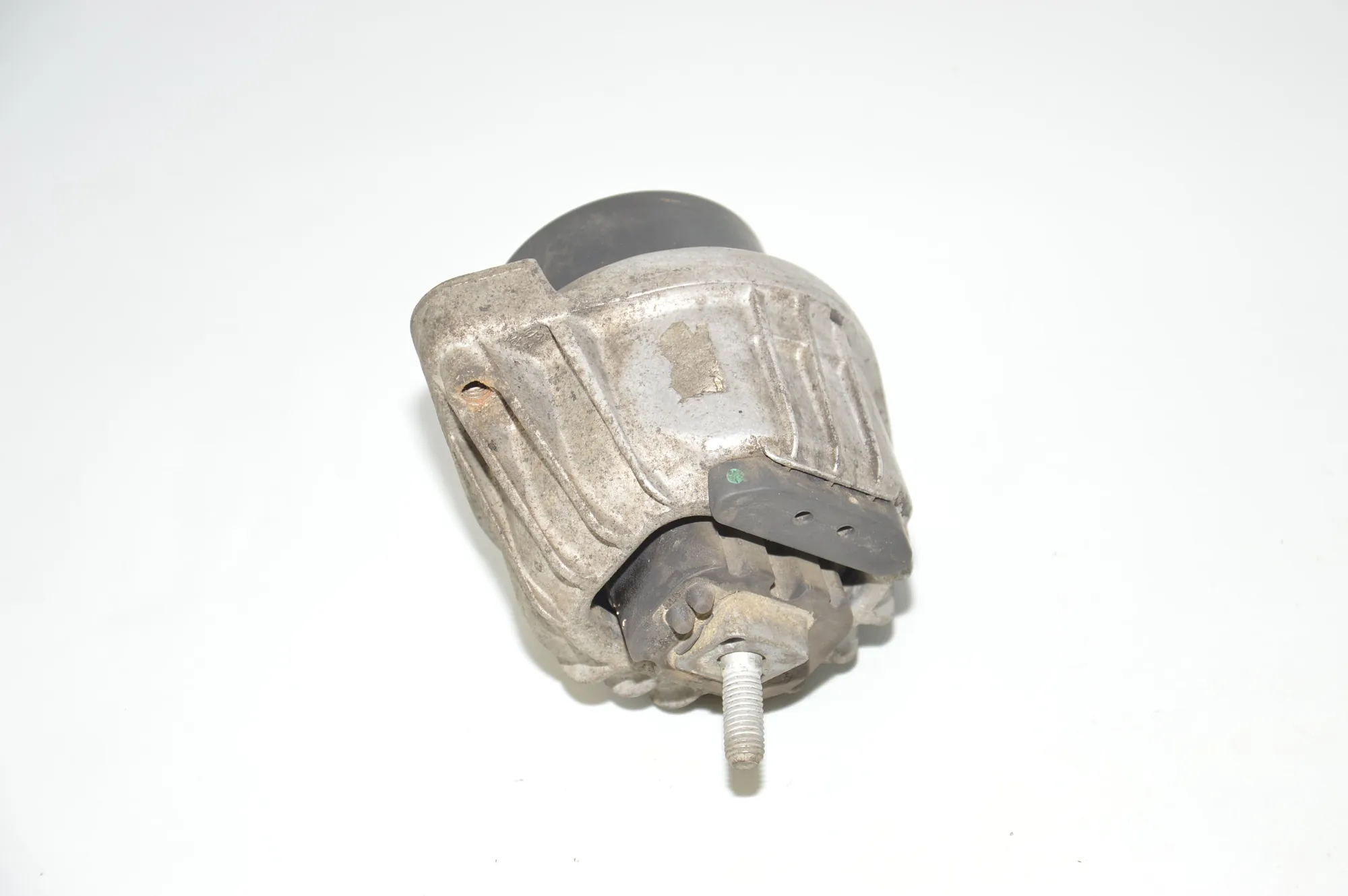 Left Side Engine Mount · BMW 3 (E90) 320 d 2010 – 2