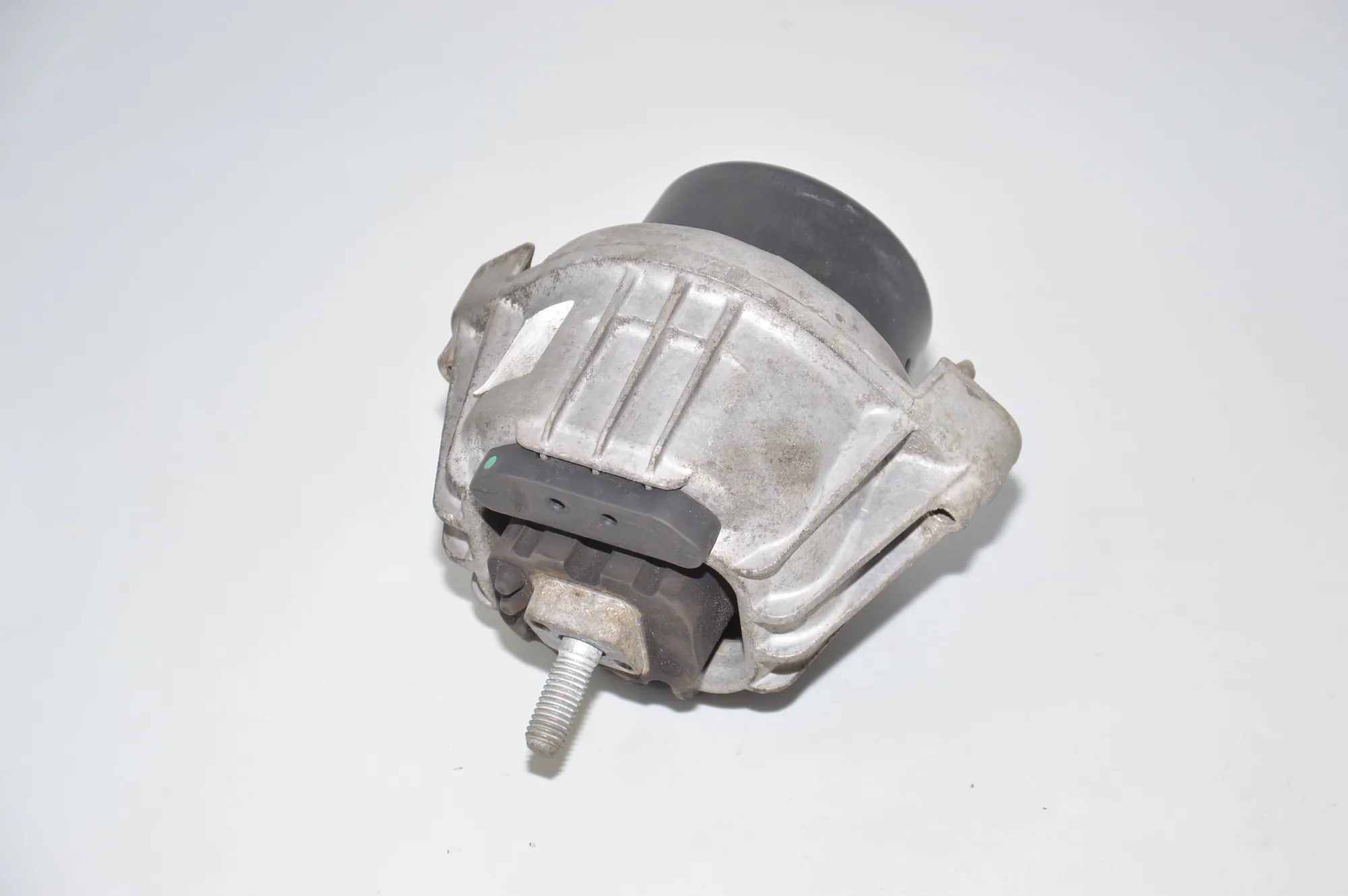 Right Side Engine Mount · BMW 3 (E90) 320 d 2010 – 2