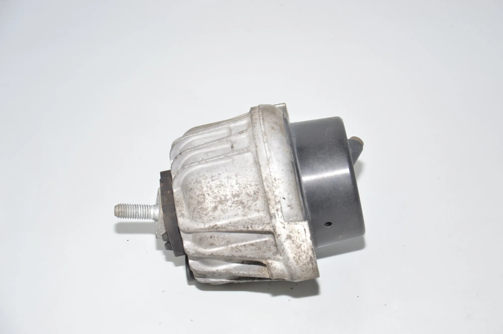 Right Side Engine Mount · BMW 3 (E90) 320 d 2010 – 5