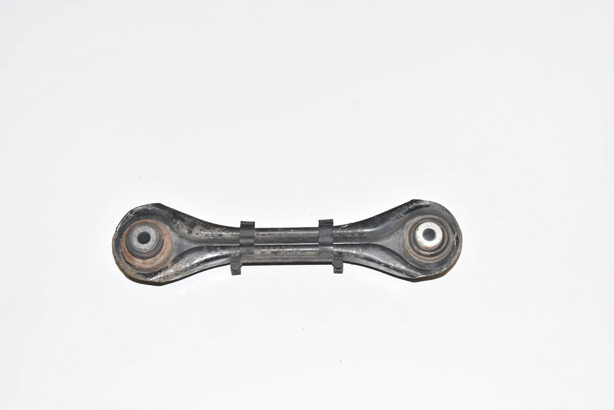 Rear Right Control Arm – OEM 6777980 · BMW 3 (E90) 320 d 2010