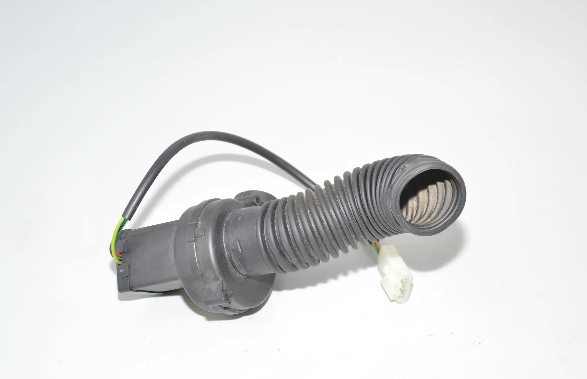 Other Control Units – OEM 0130002831 · BMW 5 Touring (E39) 525 d 2003 – 4