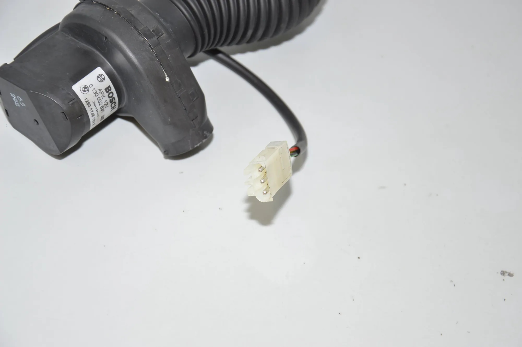 Other Control Units – OEM 0130002831 · BMW 5 Touring (E39) 525 d 2003 – 6