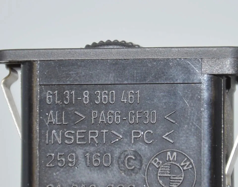 Switches – OEM 8360461 · BMW 5 Touring (E39) 525 d 2003 – 5