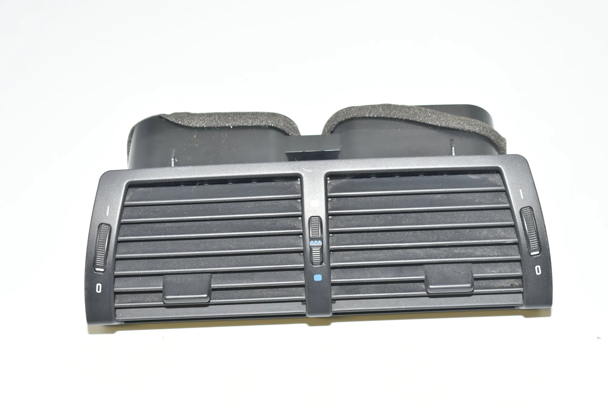 Dashboard Air Vents – OEM 8402221 · BMW X5 (E53) 3.0 d 2004