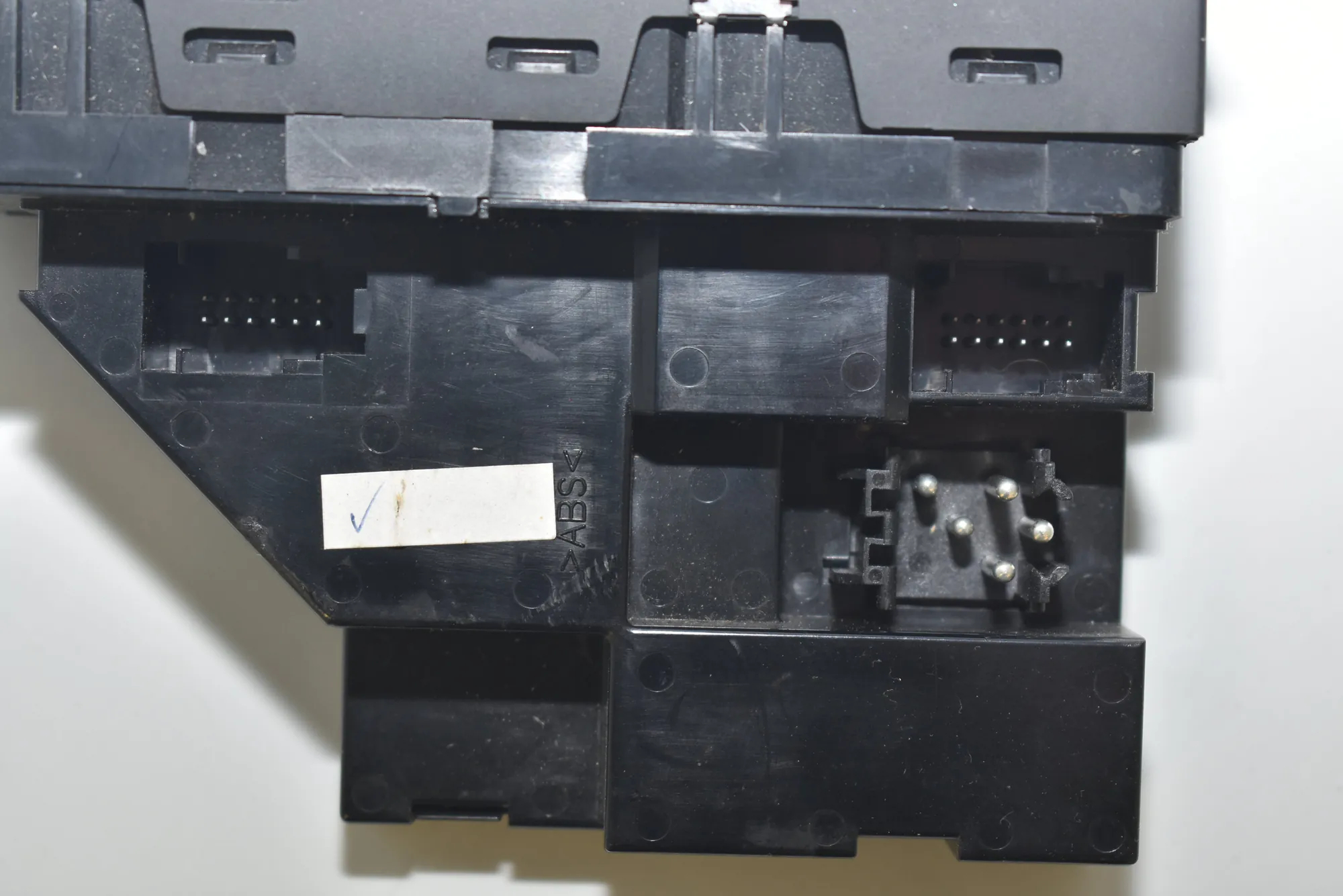 Front Left Door Window Switch – OEM 6944556 · BMW X5 (E53) 3.0 d 2004 – 3