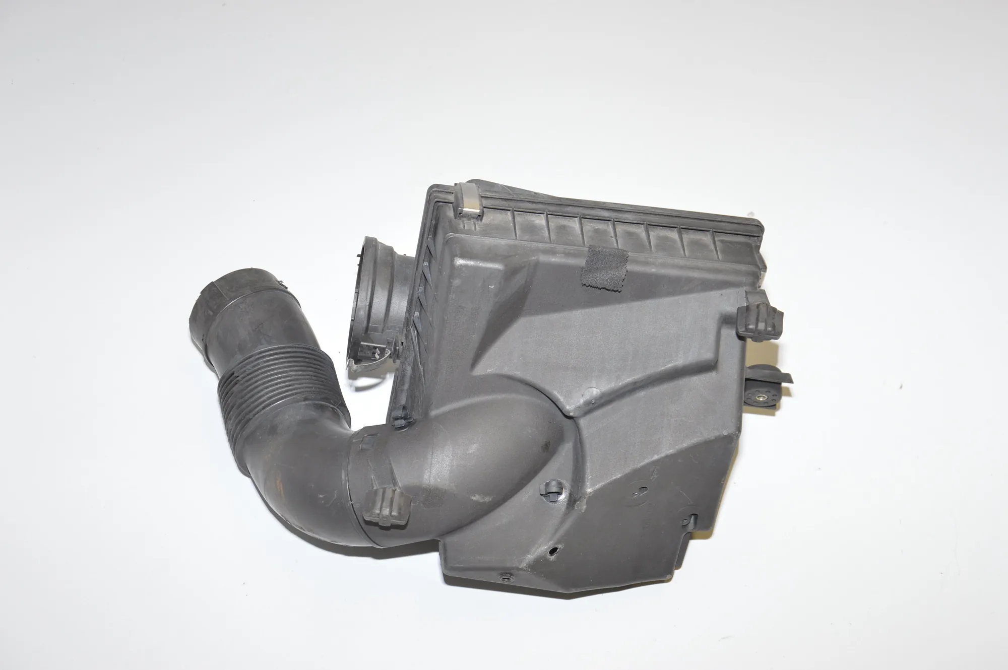 Air Filter Box – OEM 7512126 · BMW X5 (E53) 4.6 is 2002 – 5