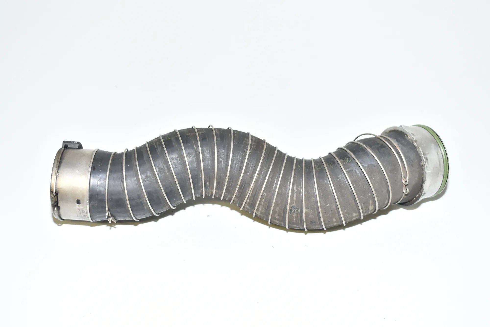 Right Side Intercooler Hose · BMW 3 (E90) 320 d 2010