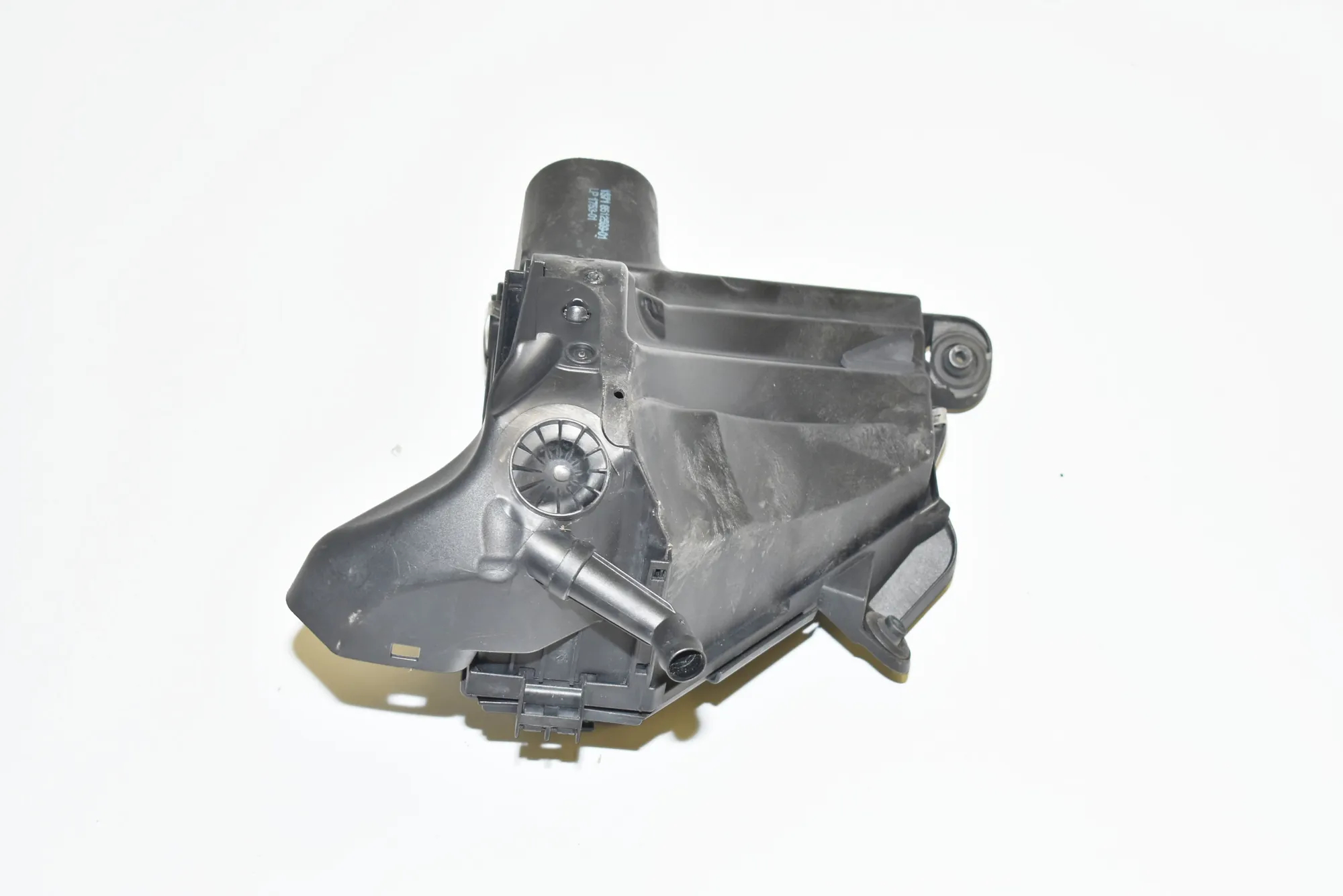 Air Filter Box – OEM 8512599 · BMW 3 (E90) 320 d 2010 – 4