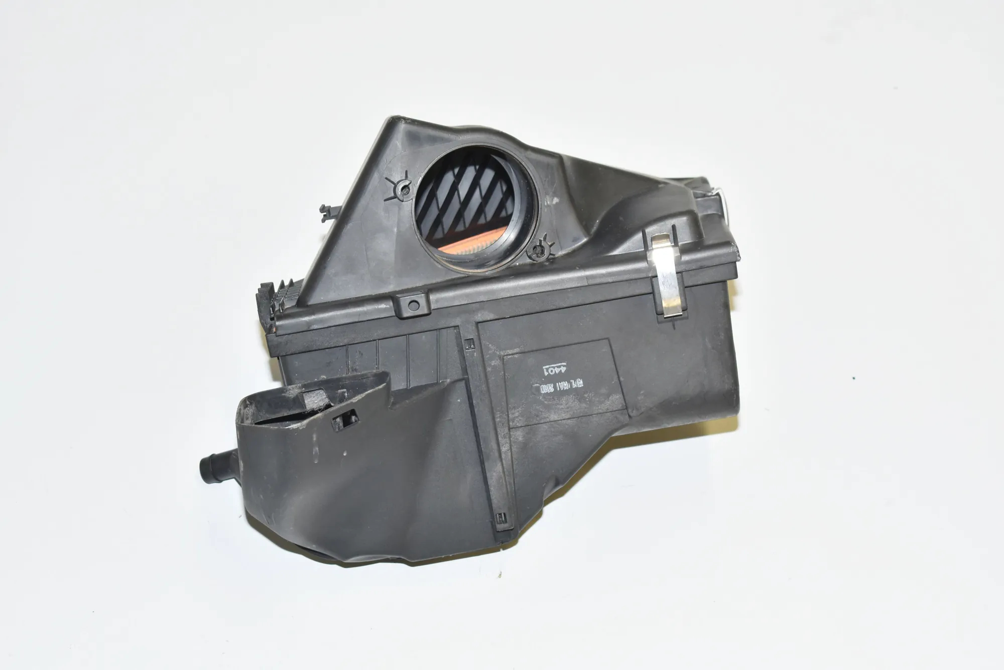Air Filter Box – OEM 8512599 · BMW 3 (E90) 320 d 2010 – 3