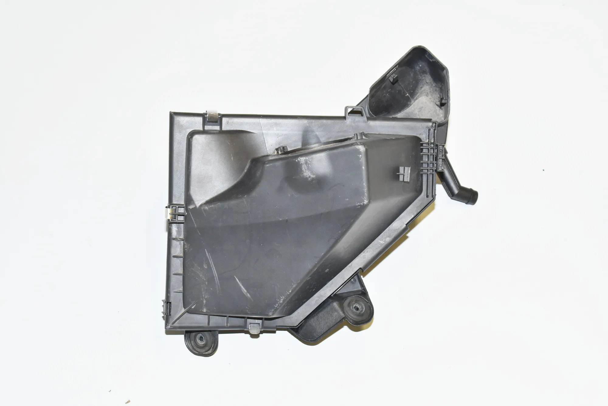 Air Filter Box – OEM 8512599 · BMW 3 (E90) 320 d 2010