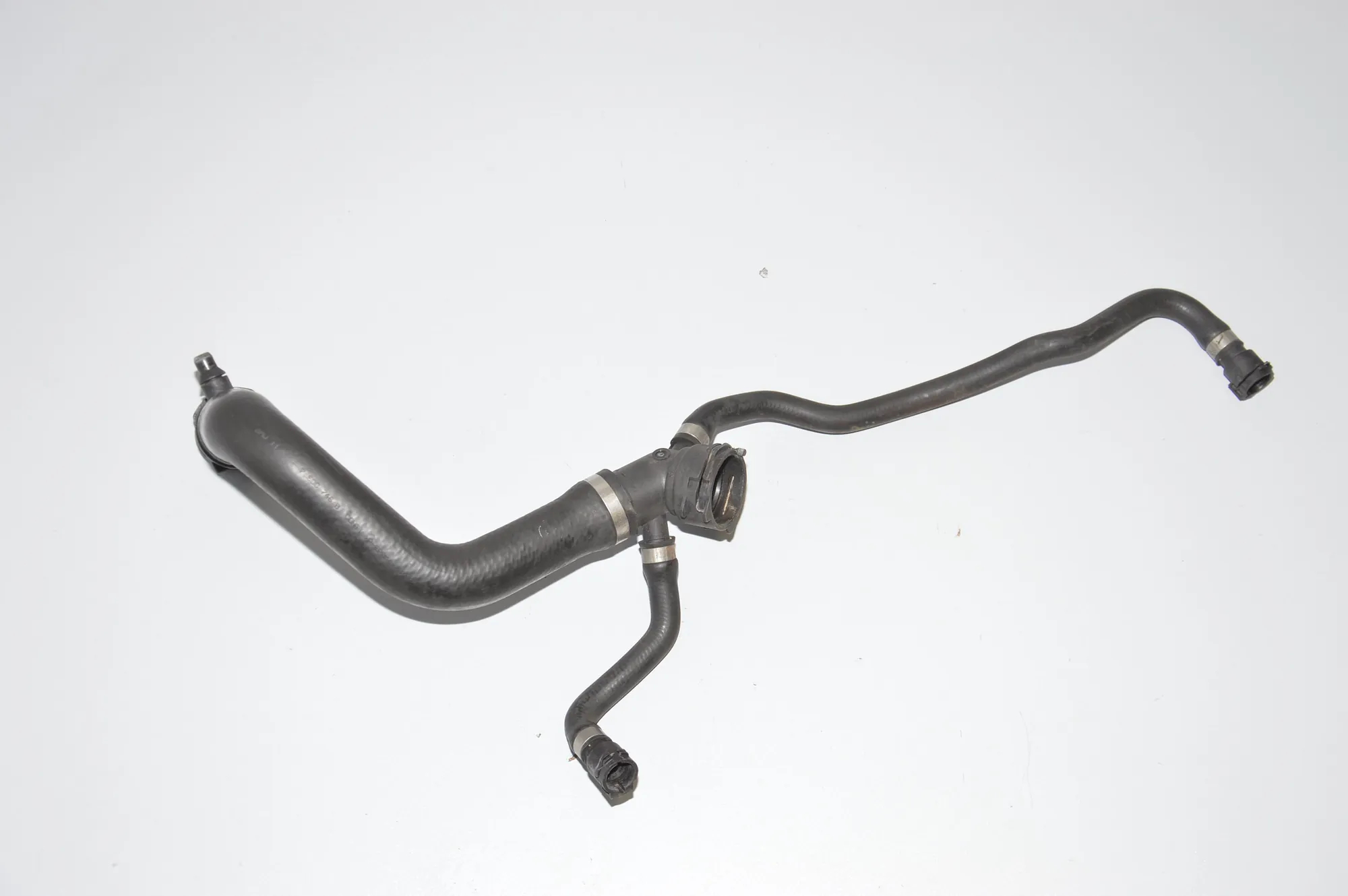 Coolant Hose Pipe – OEM 7500746 · BMW X5 (E53) 4.6 is 2002