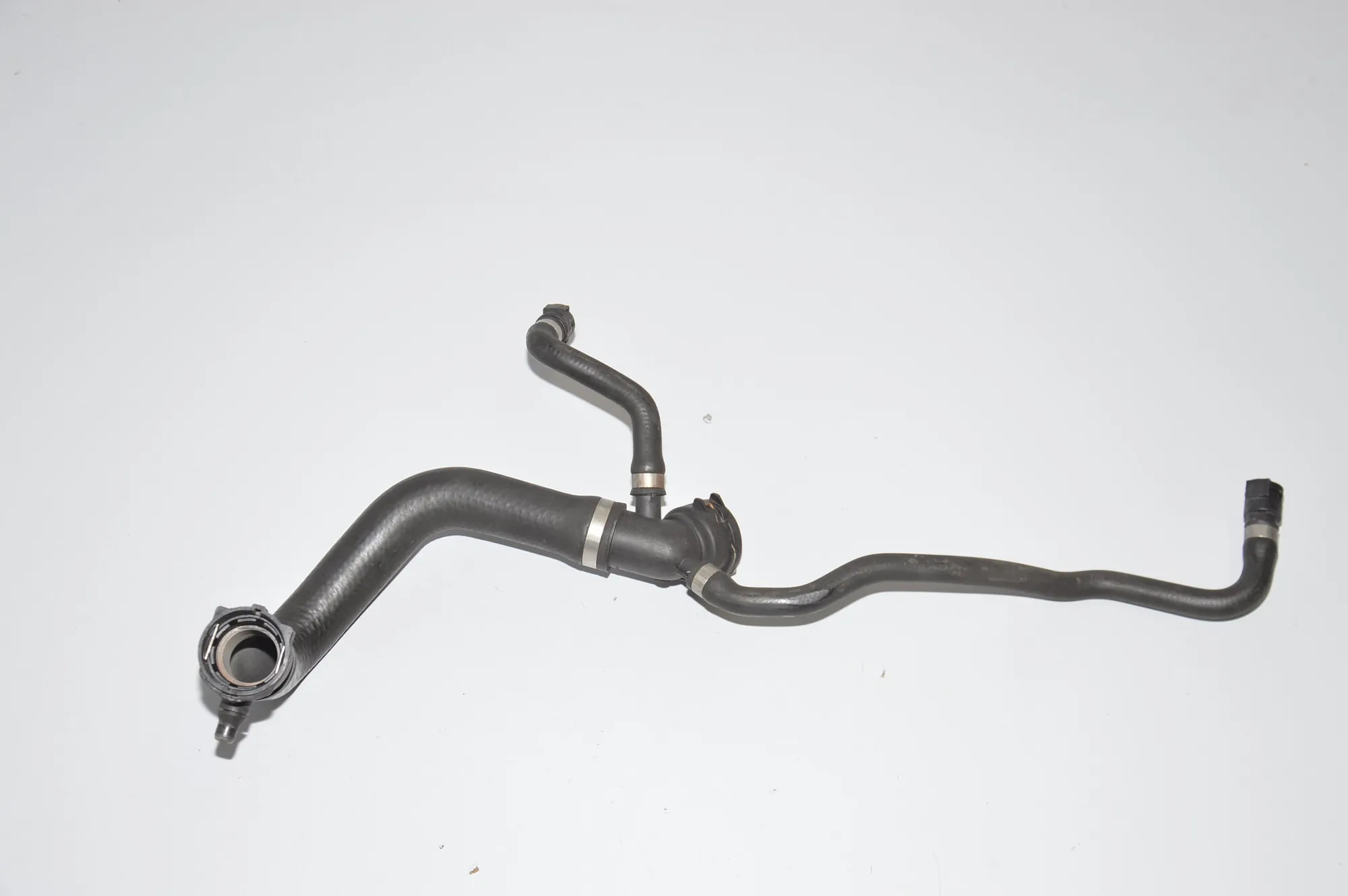 Coolant Hose Pipe – OEM 7500746 · BMW X5 (E53) 4.6 is 2002 – 4