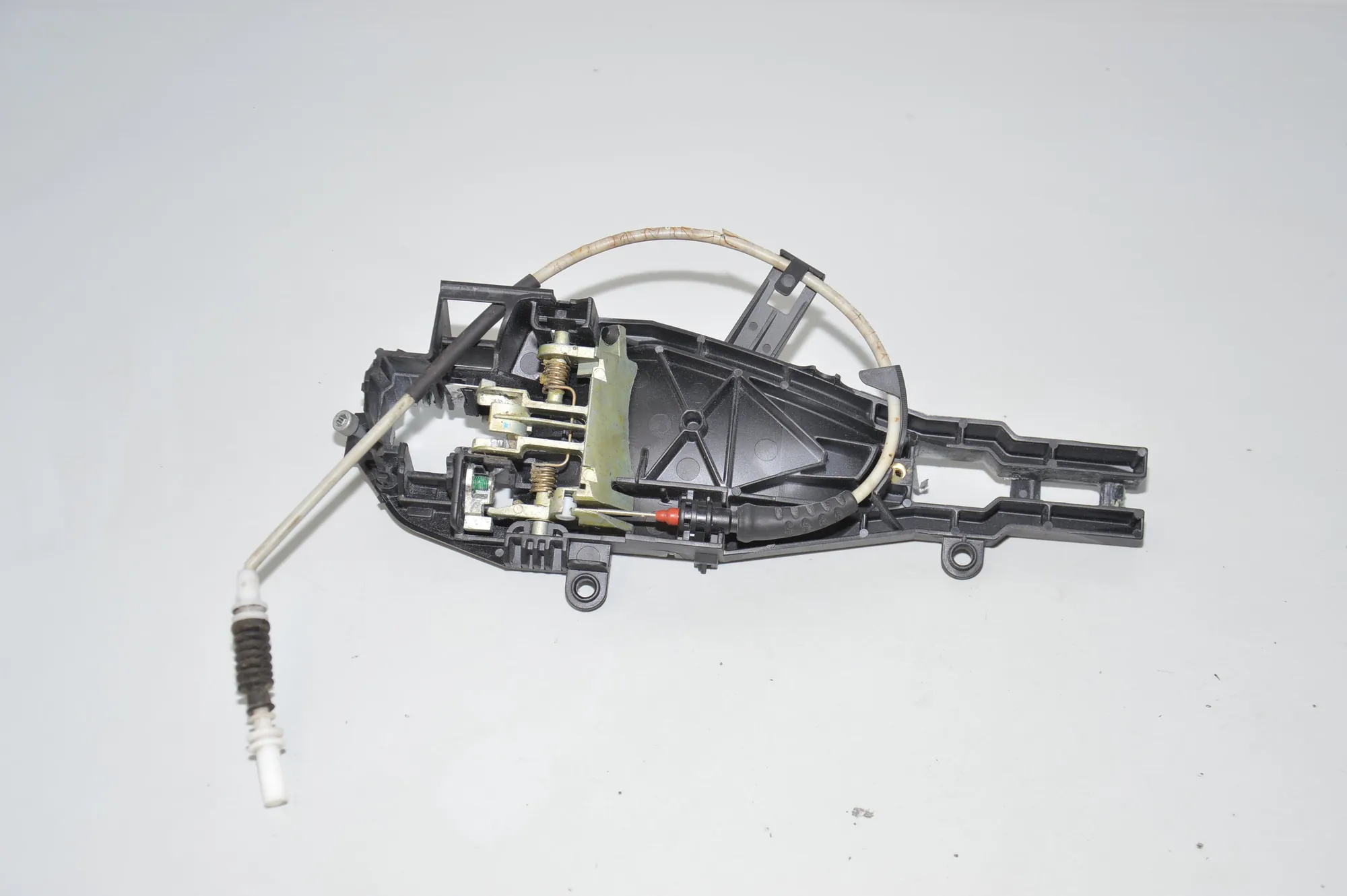 Front Left Door Interior Handle Frame – OEM 7199835 · BMW 3 (E90) 320 d 2010 – 3
