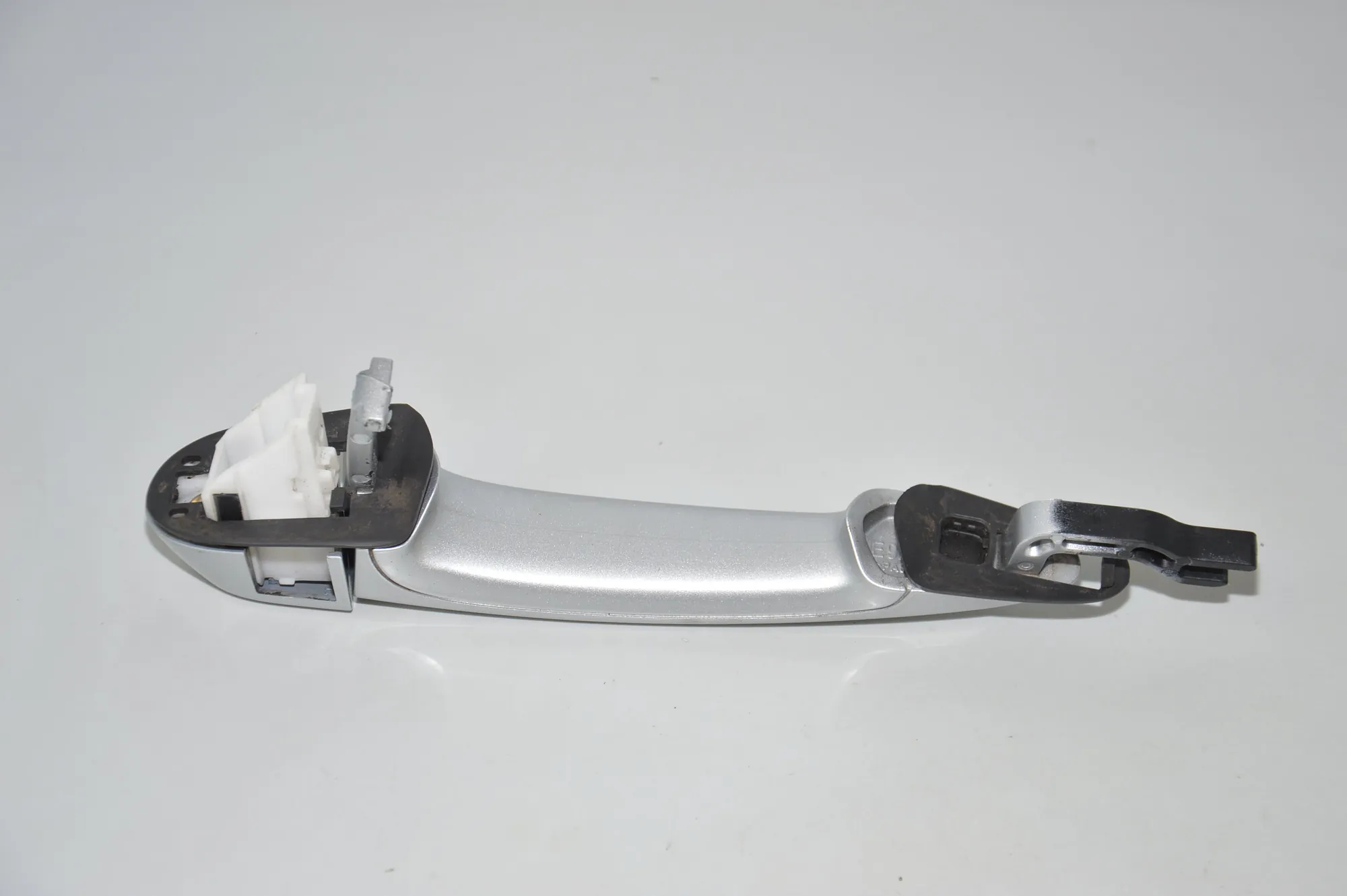 Front Left Door Exterior Handle · BMW 3 (E90) 320 d 2010 – 4