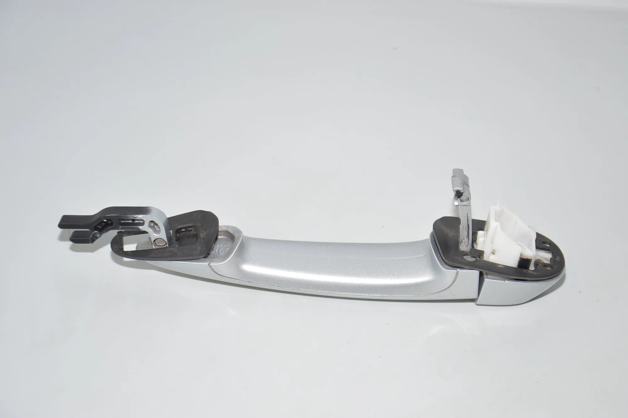Front Left Door Exterior Handle · BMW 3 (E90) 320 d 2010 – 3