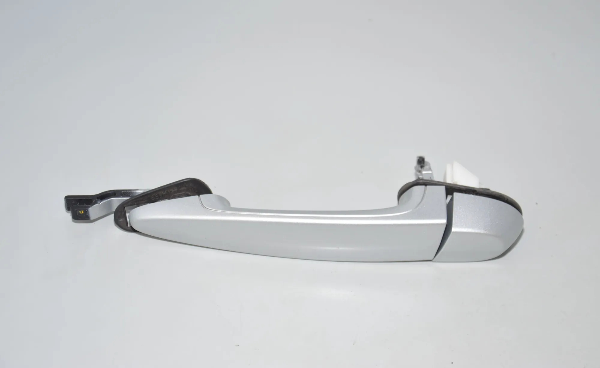 Front Left Door Exterior Handle · BMW 3 (E90) 320 d 2010 – 2
