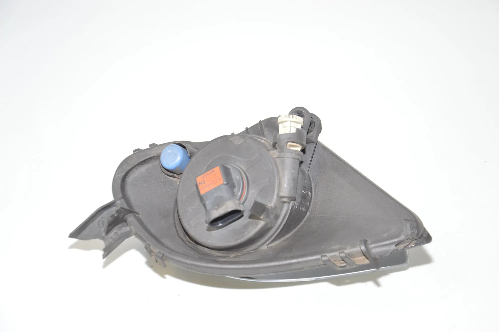 Front Left Fog Light – OEM 170037-01 · BMW 3 (E90) 320 d 2010 – 4