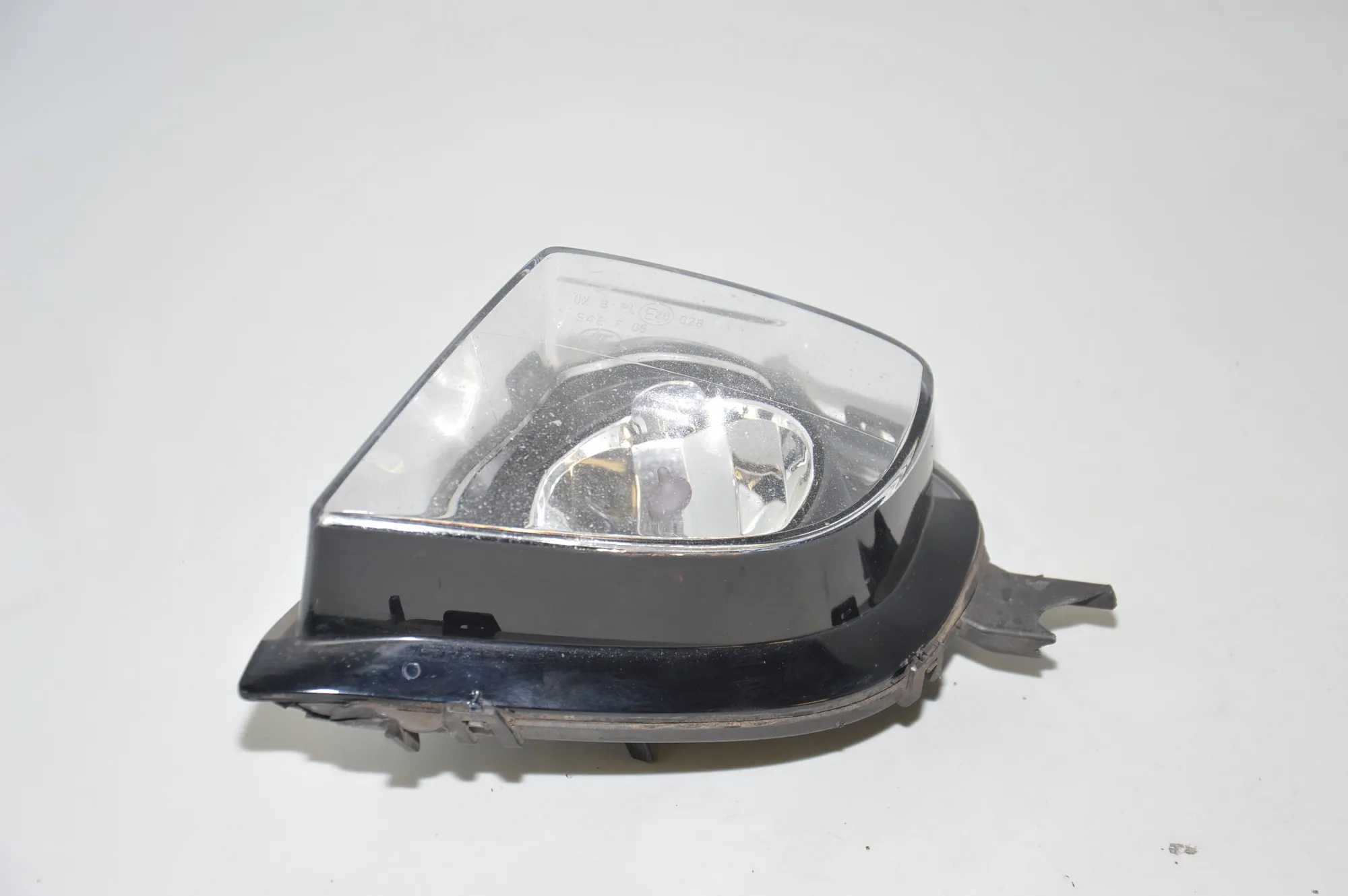Front Left Fog Light – OEM 170037-01 · BMW 3 (E90) 320 d 2010 – 2