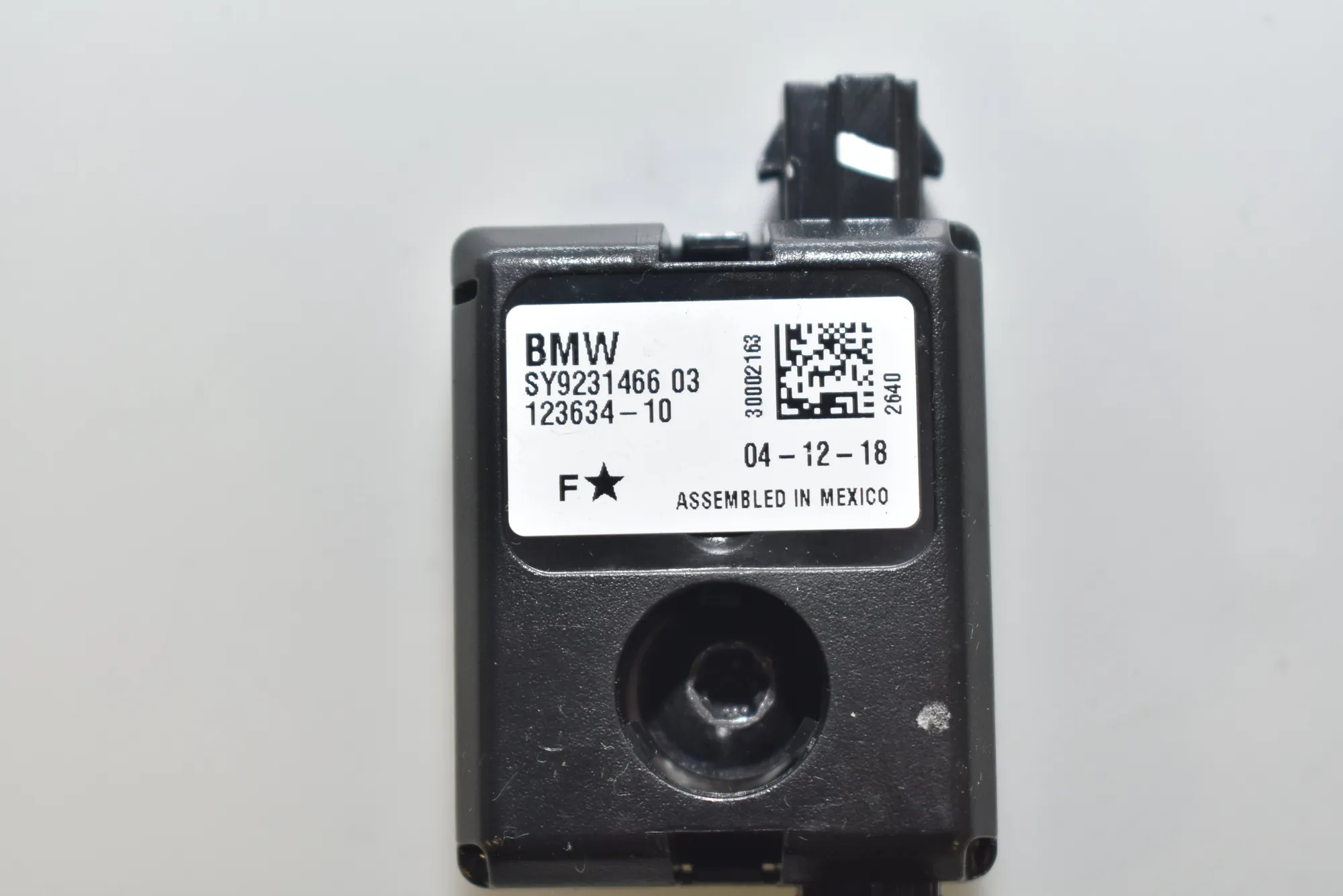 Antenna – OEM 9231466 · BMW i3 (I01) Electric 2019 – 4