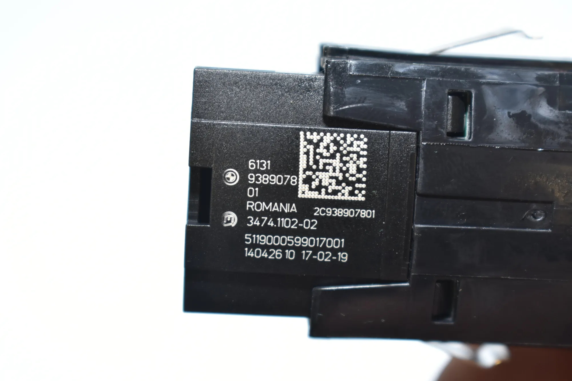 Hazard Button – OEM 9389078 · BMW i3 (I01) Electric 2019 – 5
