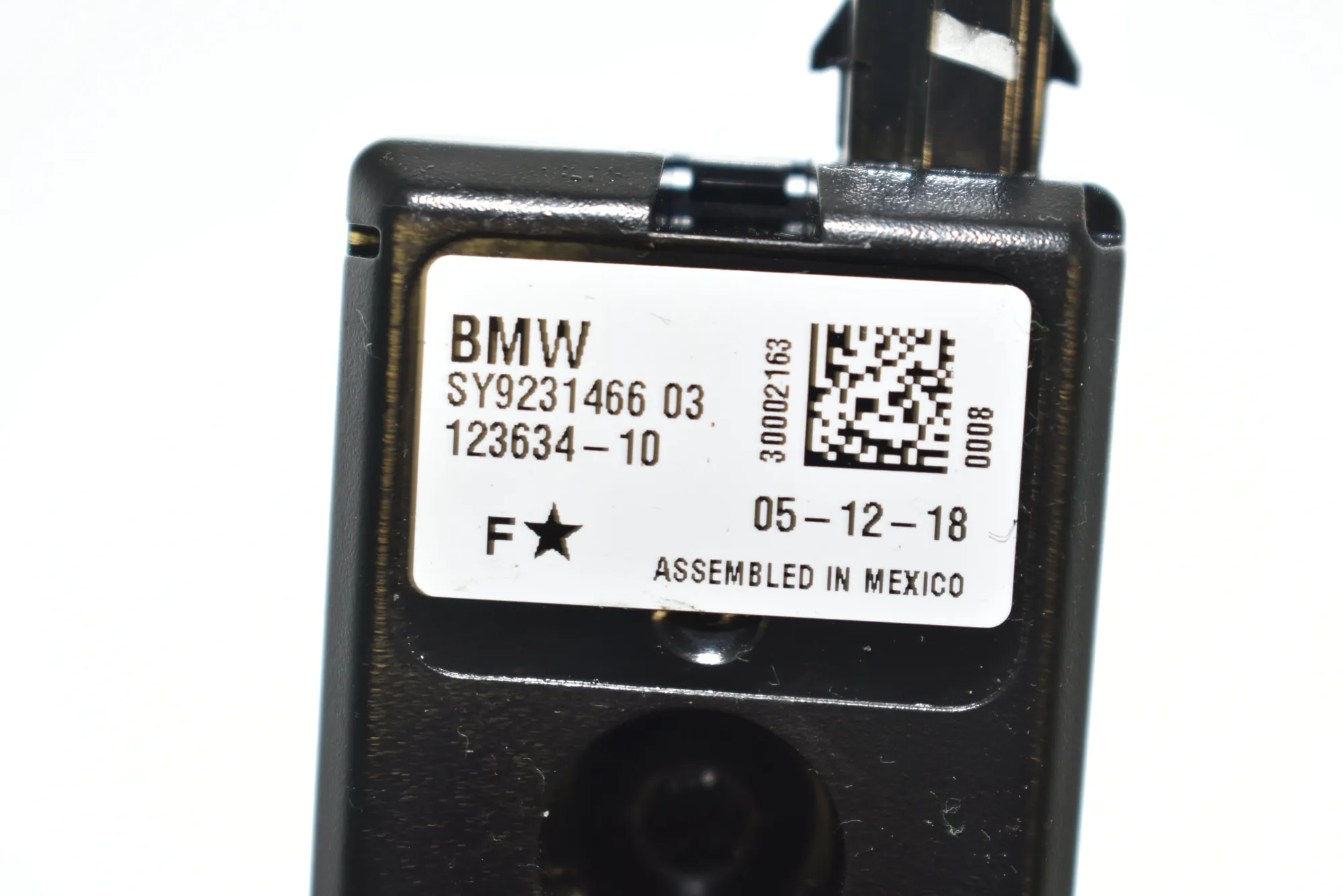 Antenna – OEM 9231466 · BMW i3 (I01) Electric 2019 – 4