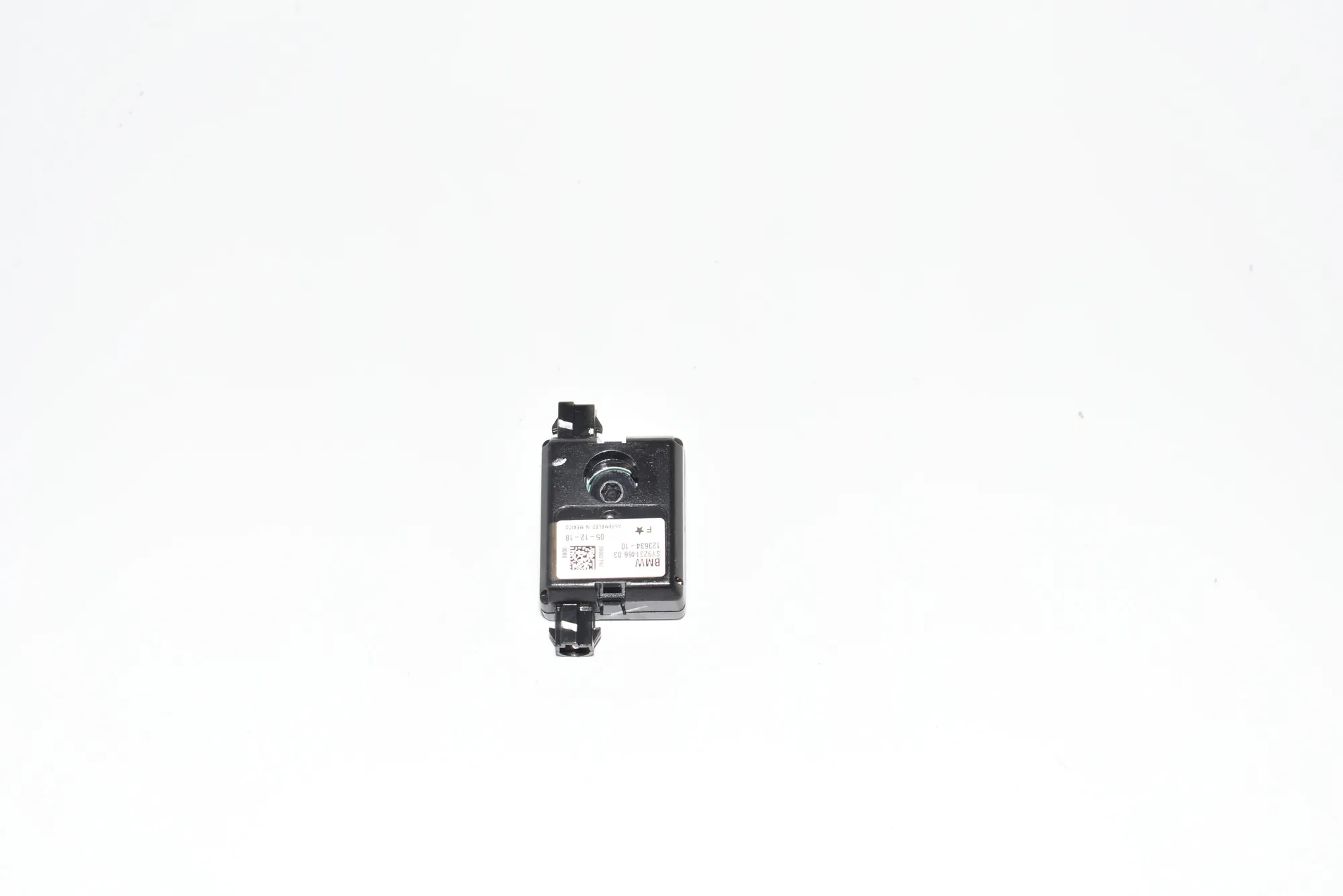 Antenna – OEM 9231466 · BMW i3 (I01) Electric 2019 – 2