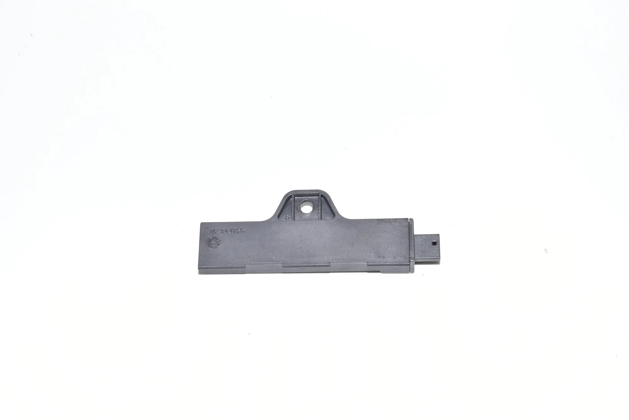 Antenna – OEM 9220832 · BMW i3 (I01) Electric 2019 – 2