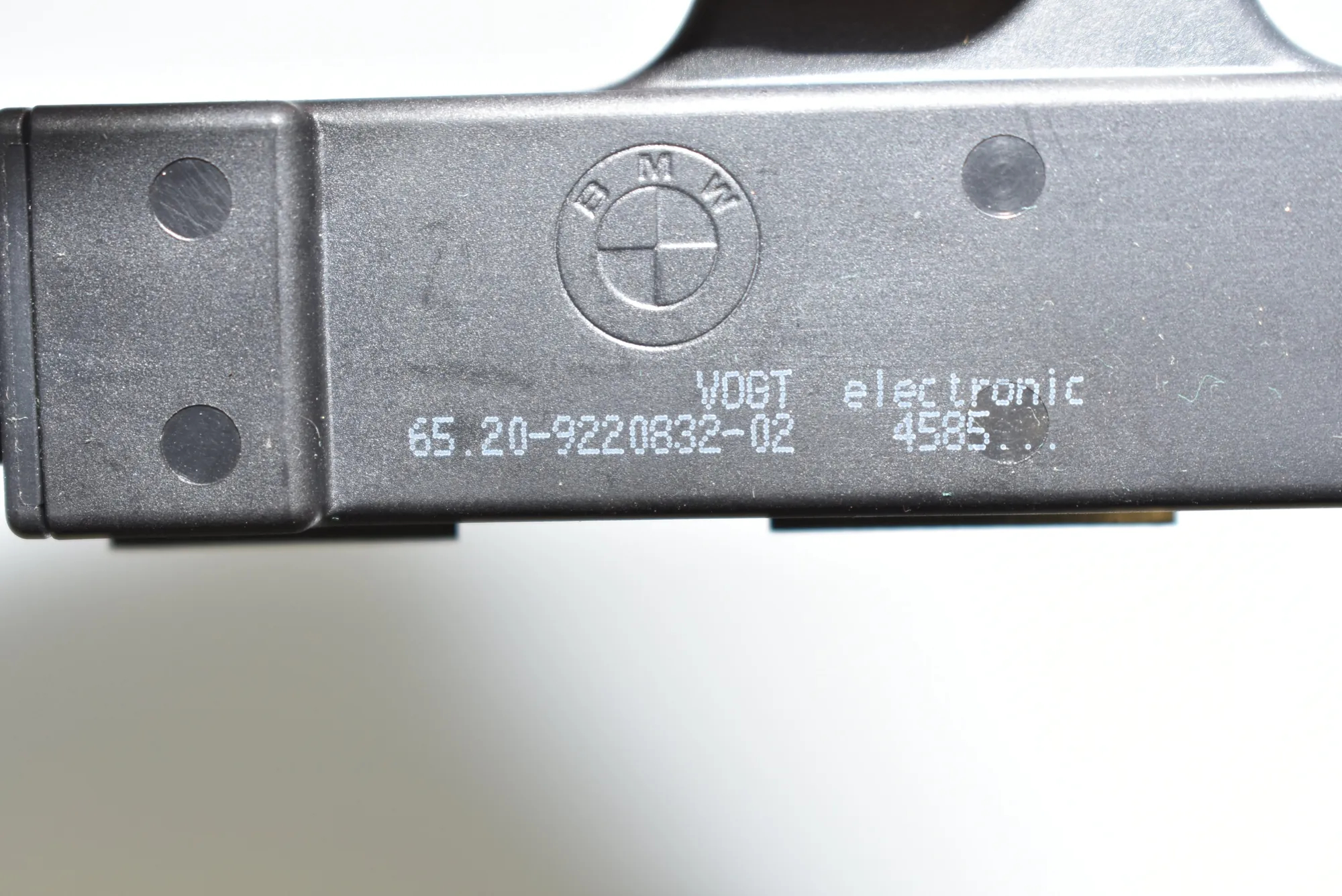 Antenna – OEM 9220832 · BMW i3 (I01) Electric 2019 – 3