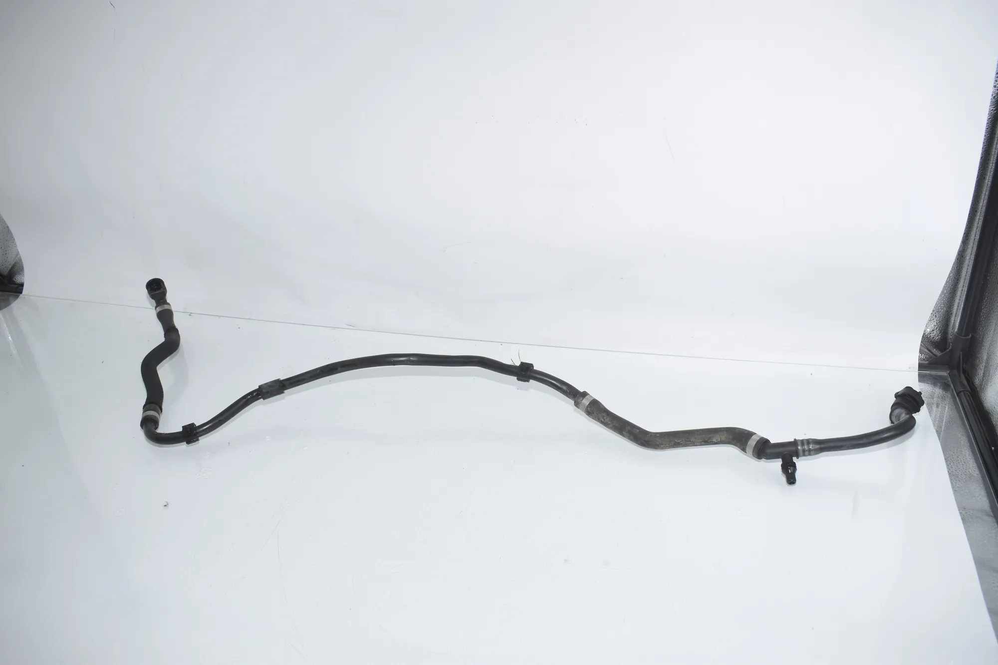 Coolant Hose Pipe – OEM 8595472 · BMW 3 Touring (G21) (2019 - -) 320 d 2024 – 2