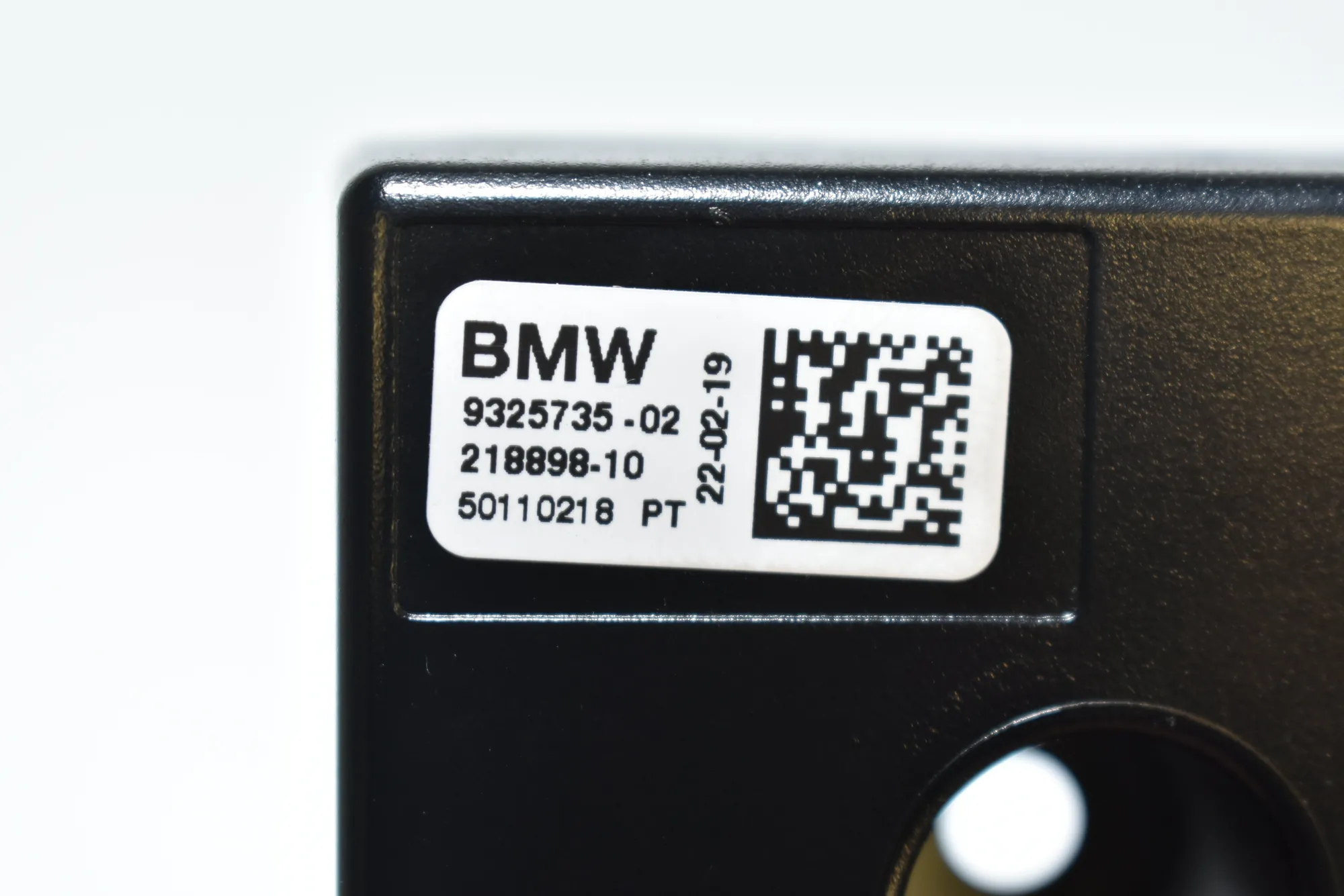 Antenna – OEM 9325735 · BMW i3 (I01) Electric 2019 – 4