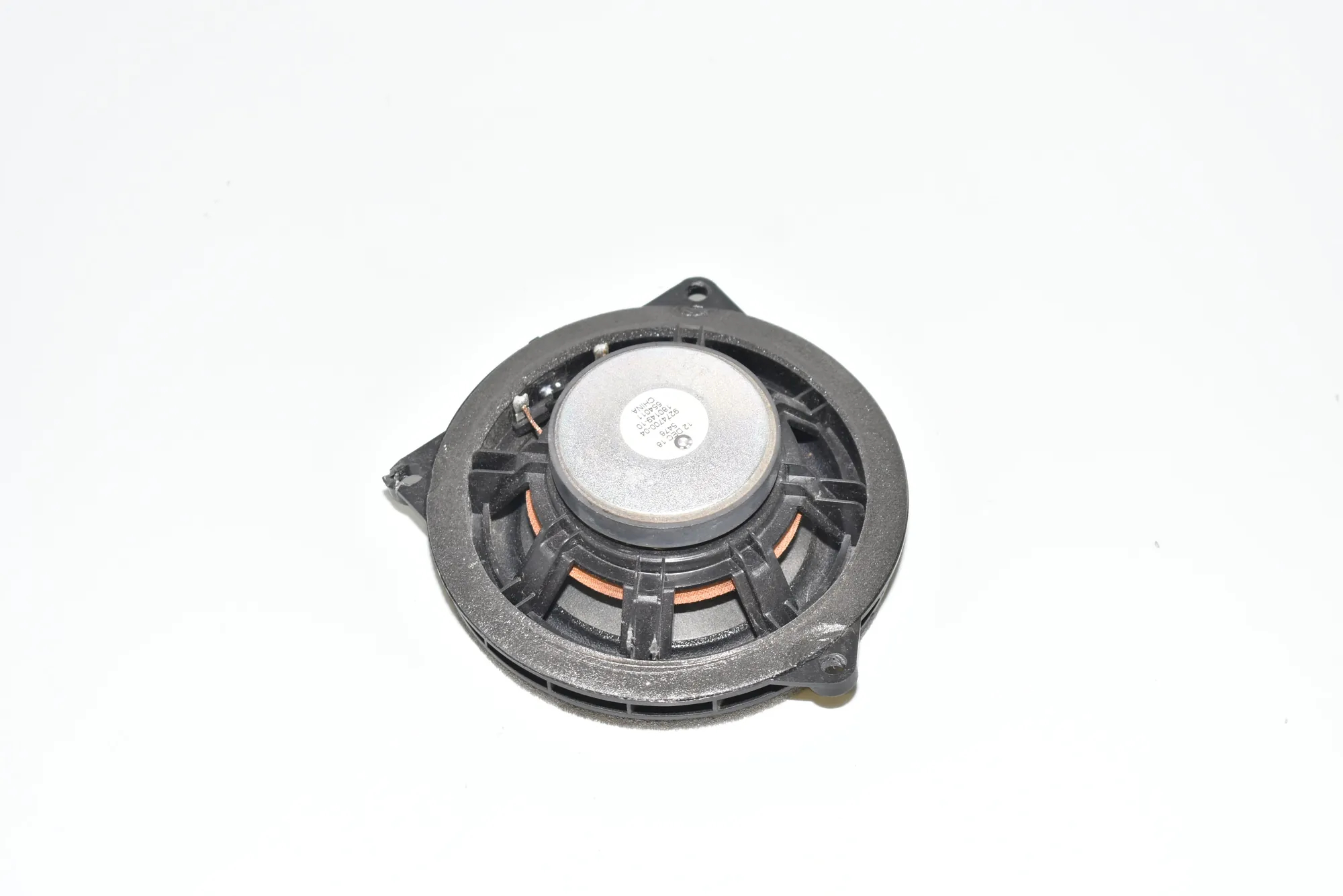 Front Left Door Speaker – OEM 9274700 · BMW i3 (I01) Electric 2019 – 2