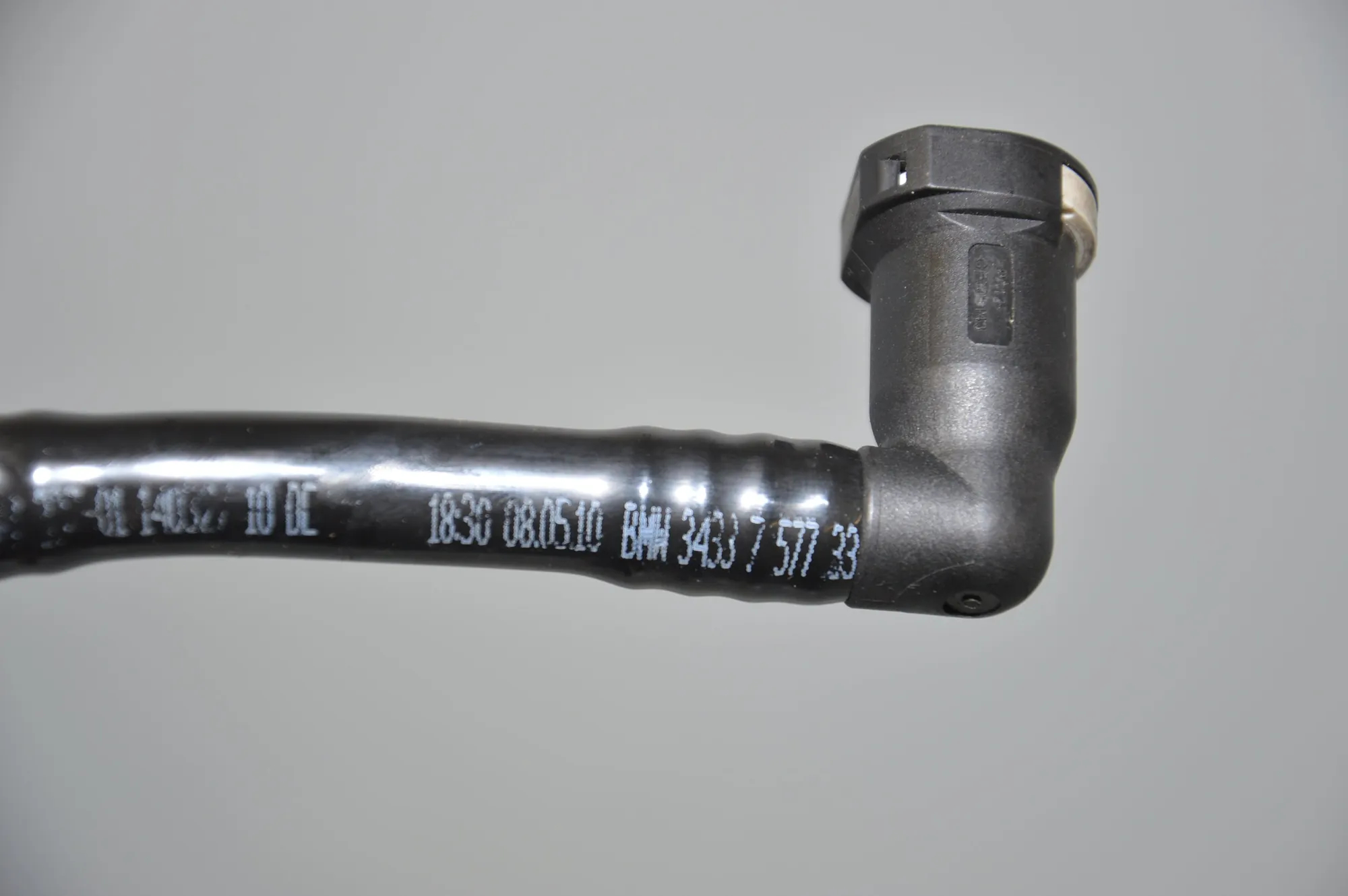 Vacuum Tube – OEM 7577337 · BMW 3 (E90) 320 d 2010 – 5