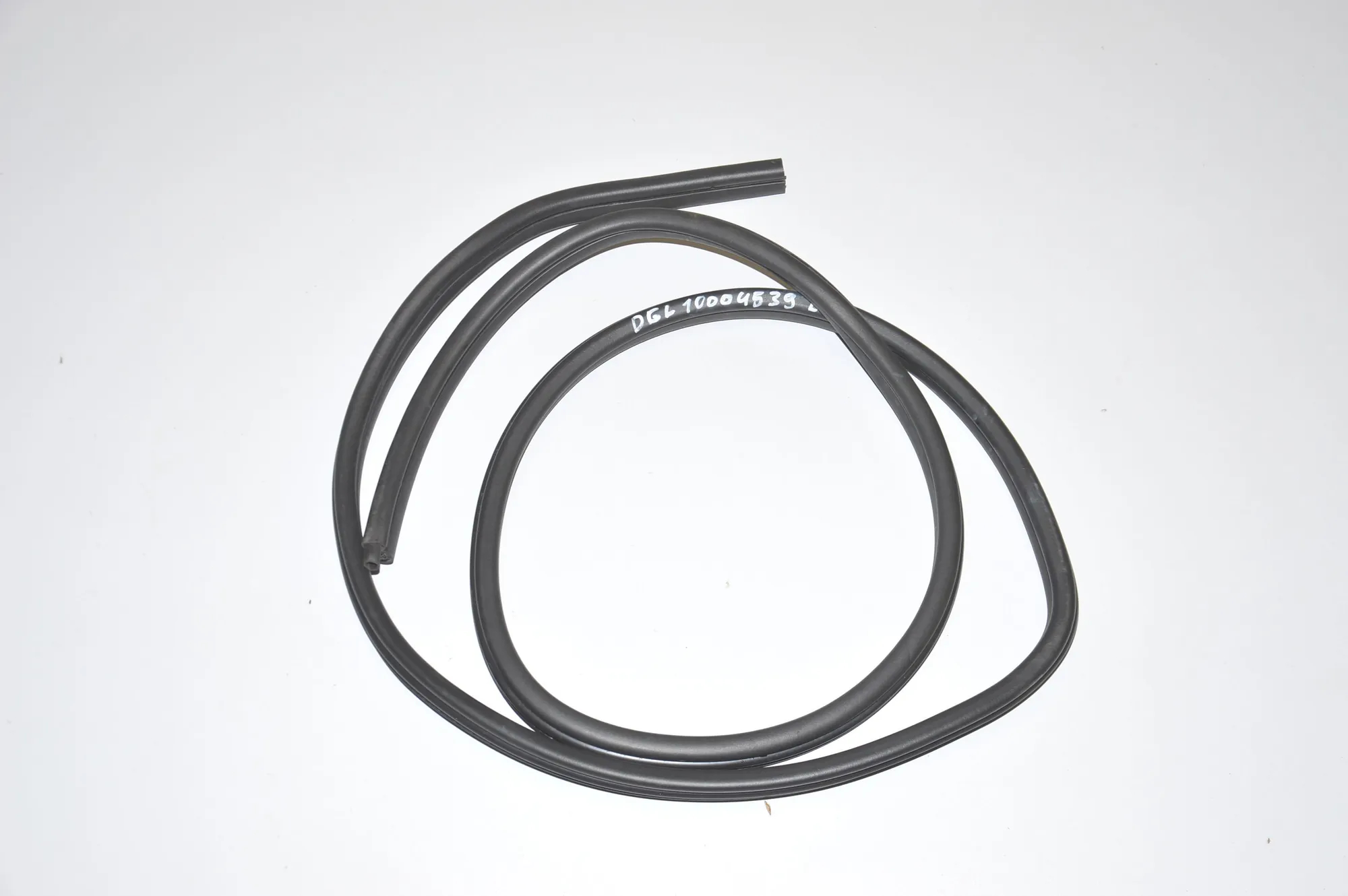 Rear Right Door Seal Rubber – OEM 7247259 · BMW 3 (E90) 320 d 2010 – 3