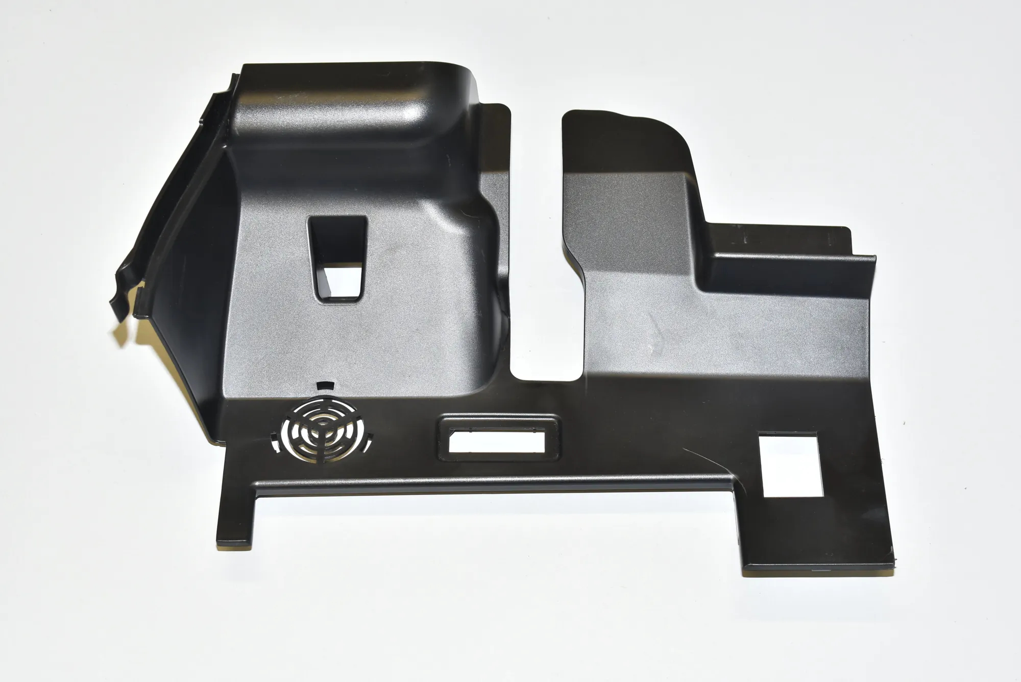 Dashboard Lower Trim – OEM 9283030 · BMW i3 (I01) Electric 2019