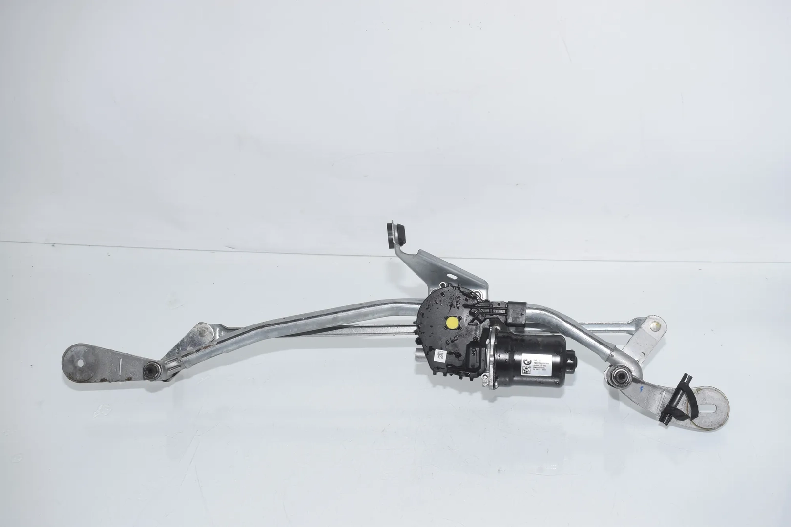 Front Windshield Wiper Mechanism – OEM 7427901 · BMW 3 Touring (G21) (2019 - -) 320 d 2024 – 2