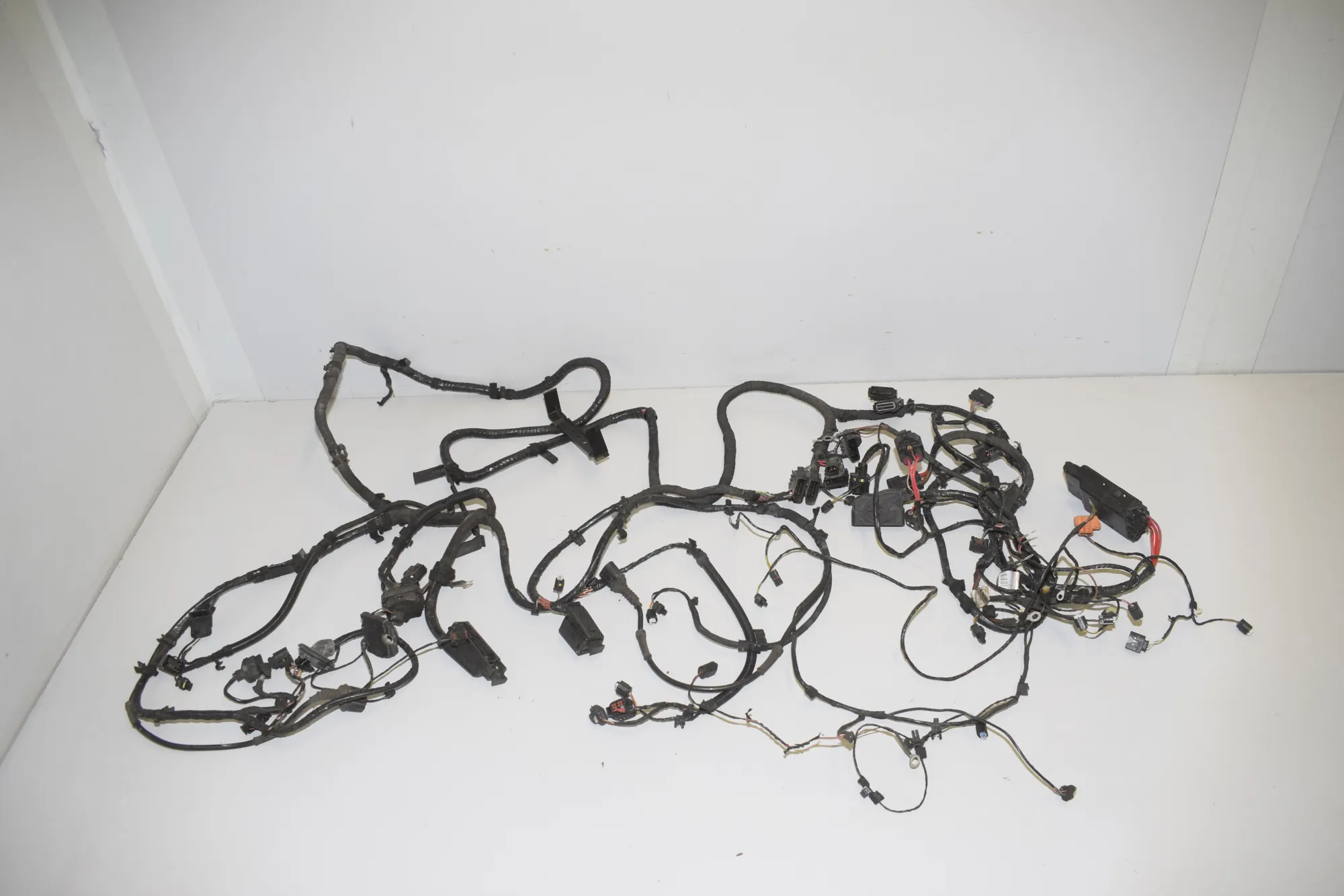Cable Harness – OEM 9354924 · BMW i8 (I12) BMW i8 (I12) hybrid 2015 – 2