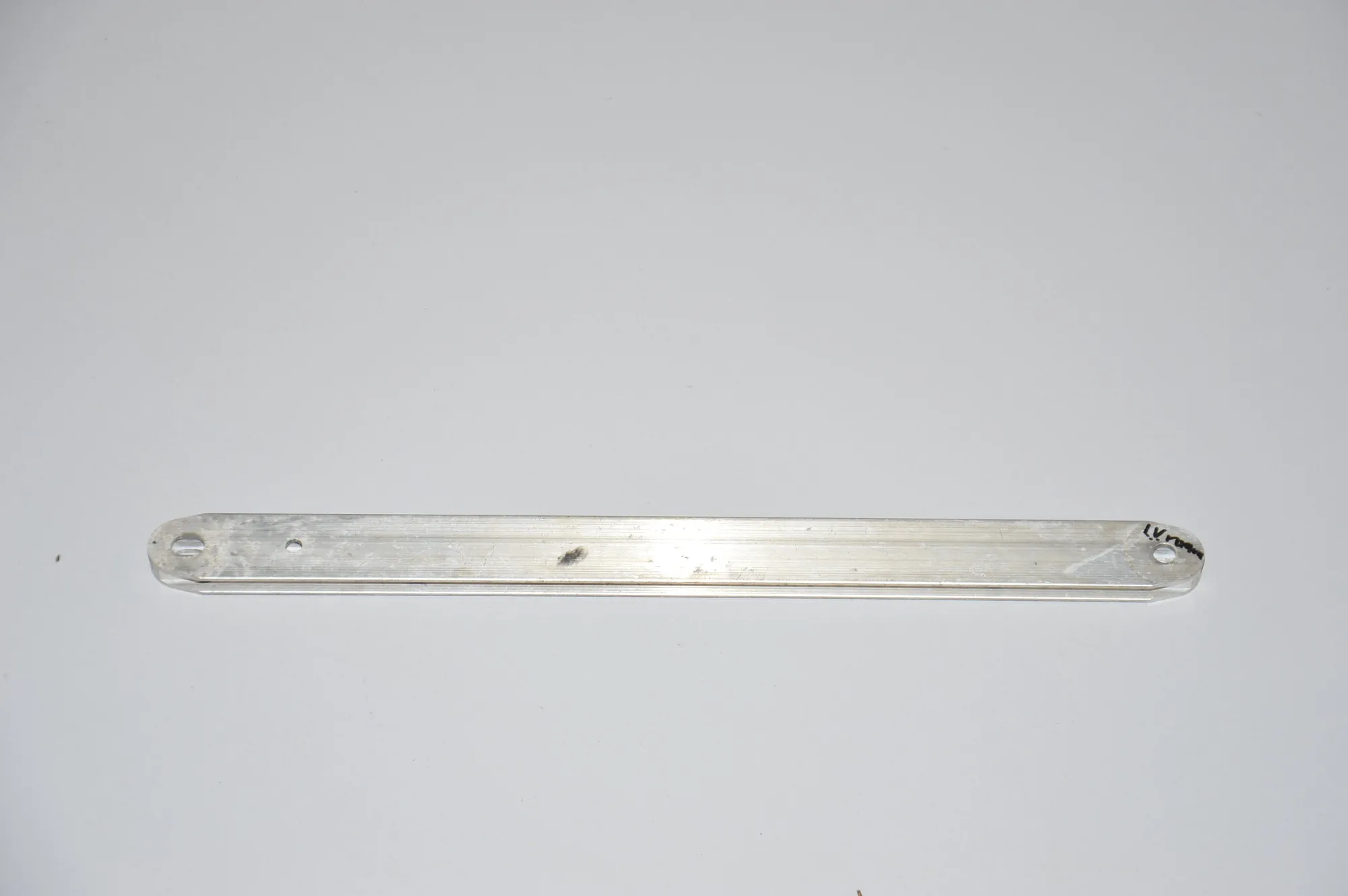 Other Body Parts – OEM 6859572 · BMW i8 (I12) BMW i8 (I12) hybrid 2015 – 4