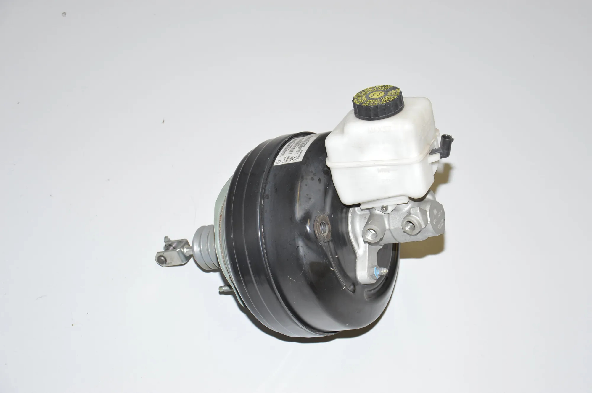 Brake Servo Booster – OEM 6866744 · BMW i8 (I12) BMW i8 (I12) hybrid 2015