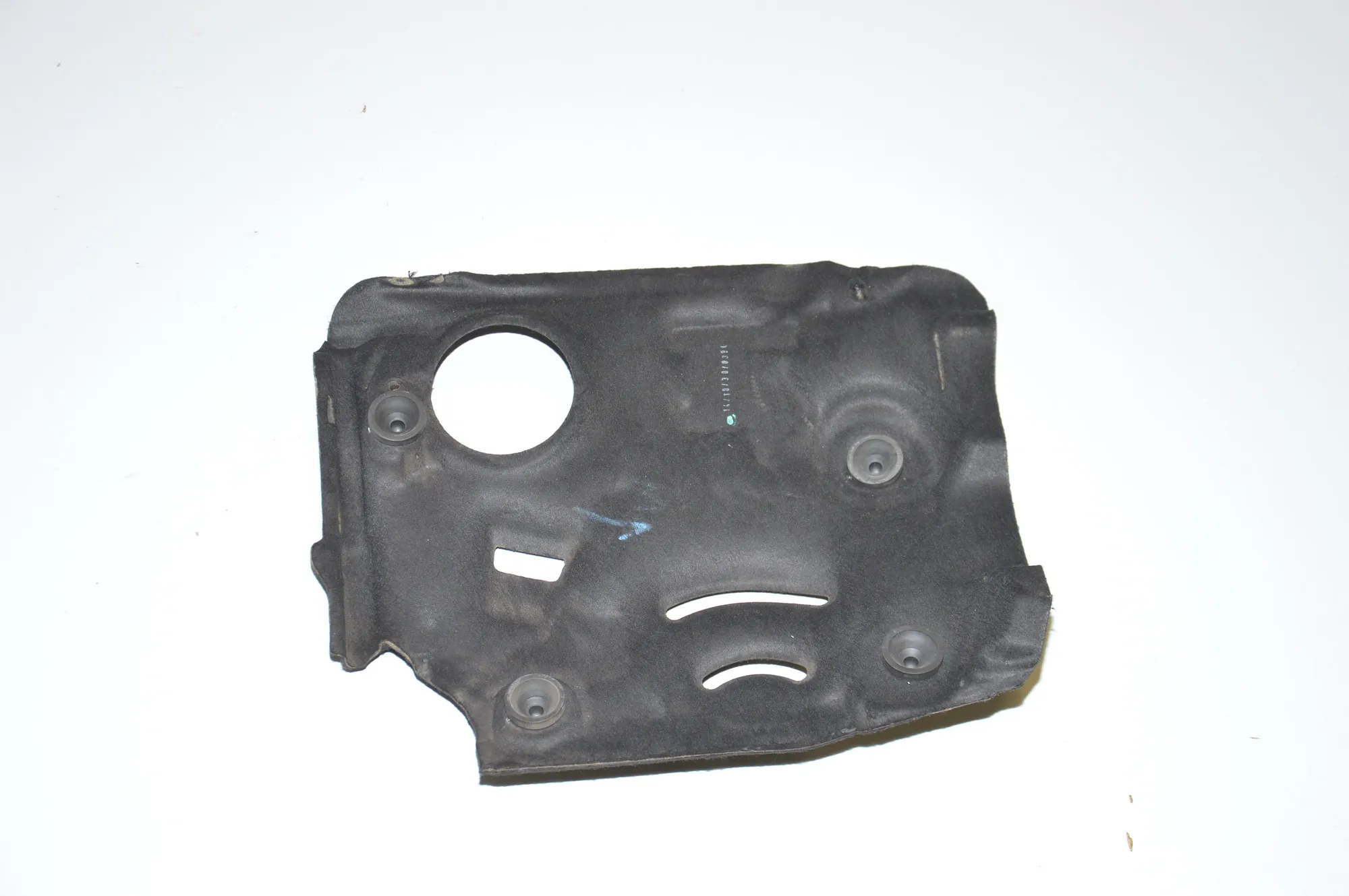 Heat Protection – OEM 8607056 · BMW i8 (I12) BMW i8 (I12) hybrid 2015 – 2