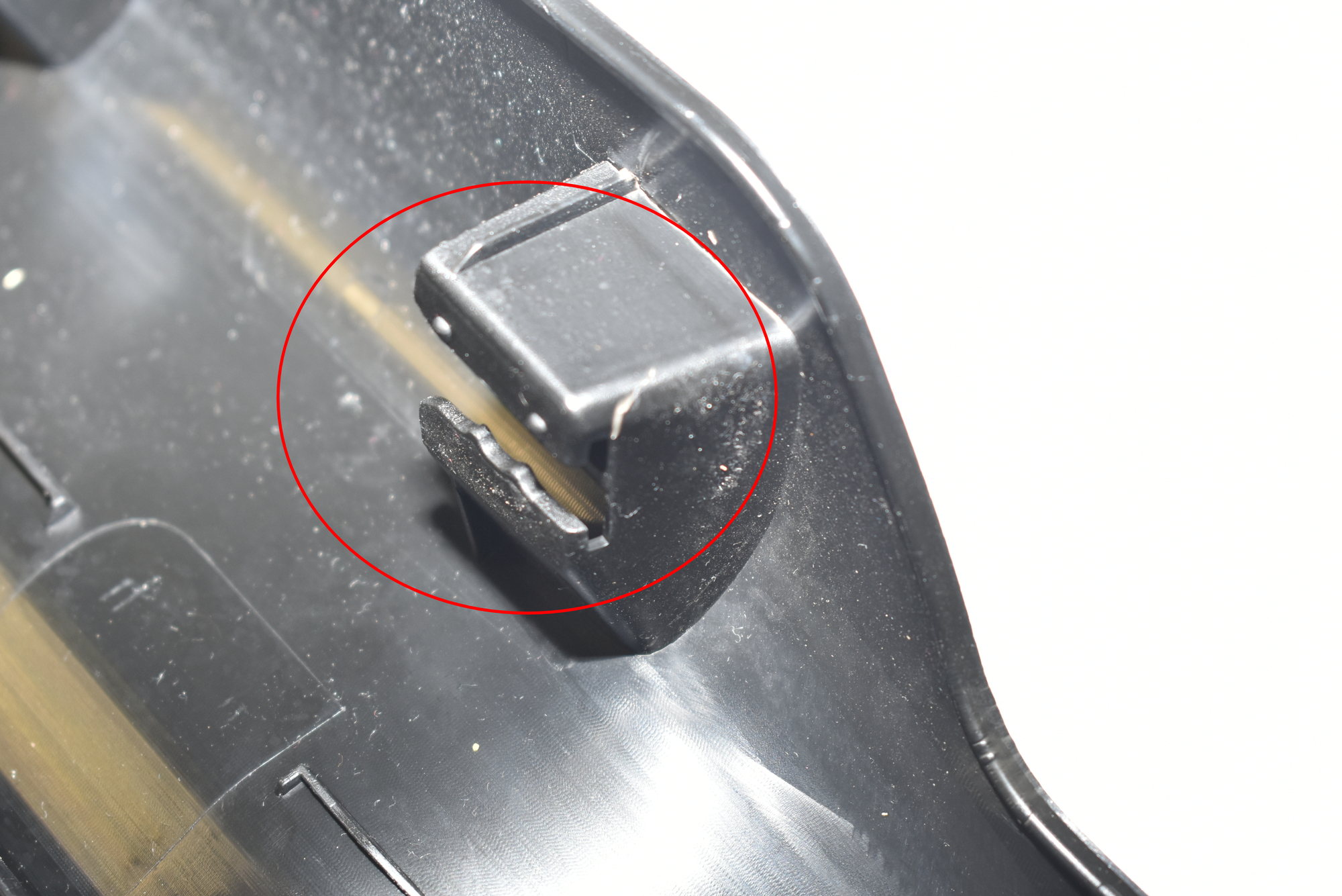 Front Right Interior Step Trim – OEM 7272380 · BMW i3 (I01) Electric 2019 – 6