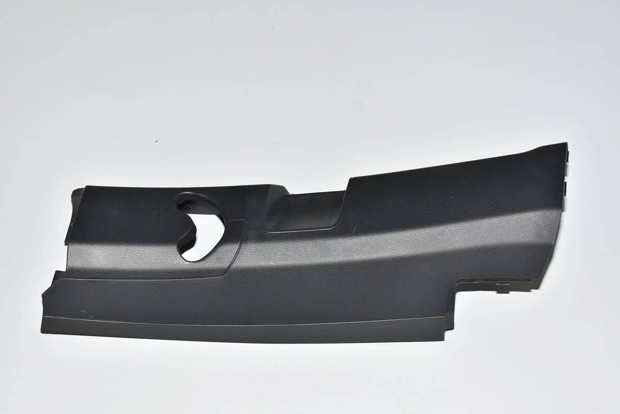 Left Side B Pillar Trim – OEM 7287935 · BMW i3 (I01) Electric 2019