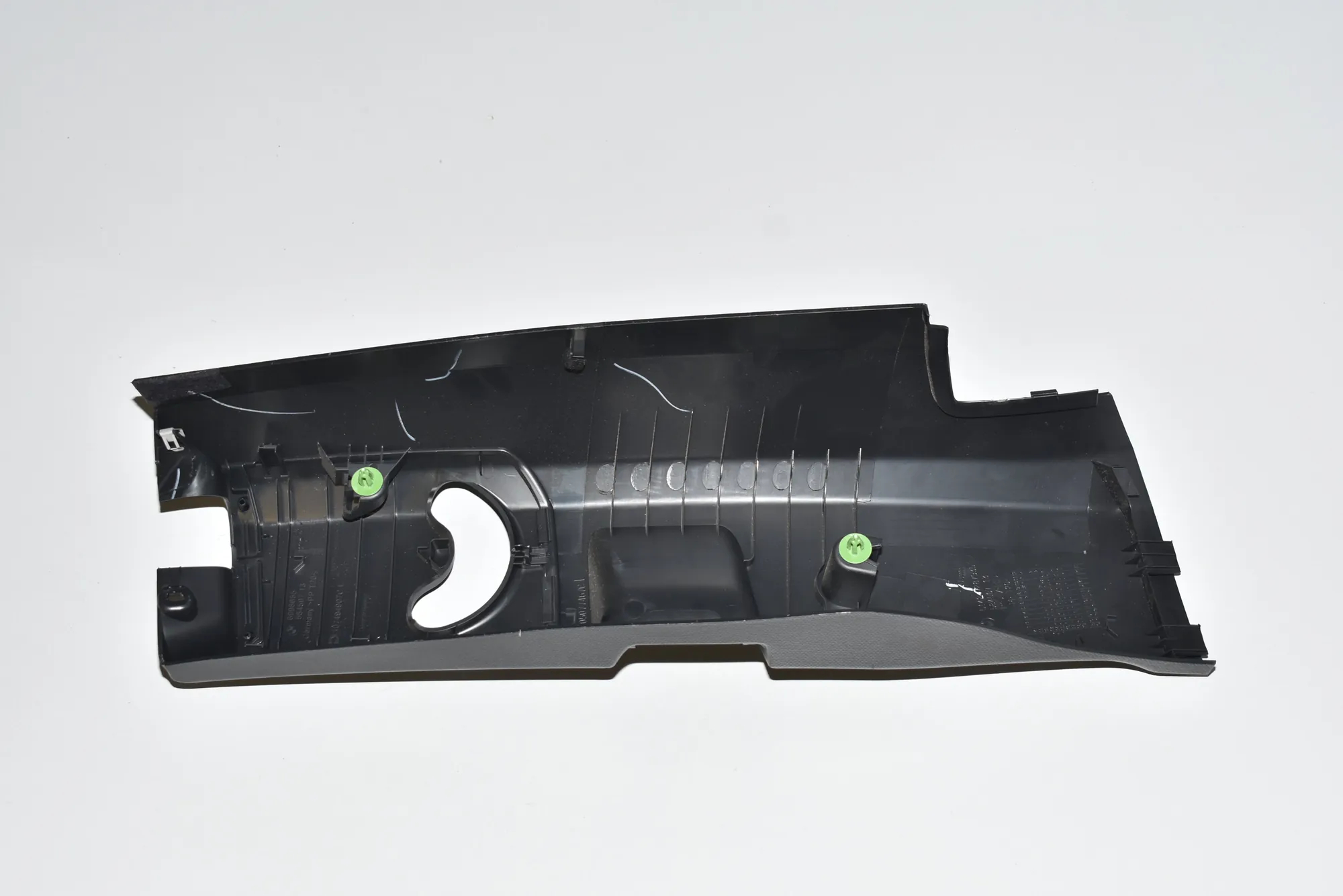 Left Side B Pillar Trim – OEM 7287935 · BMW i3 (I01) Electric 2019 – 3