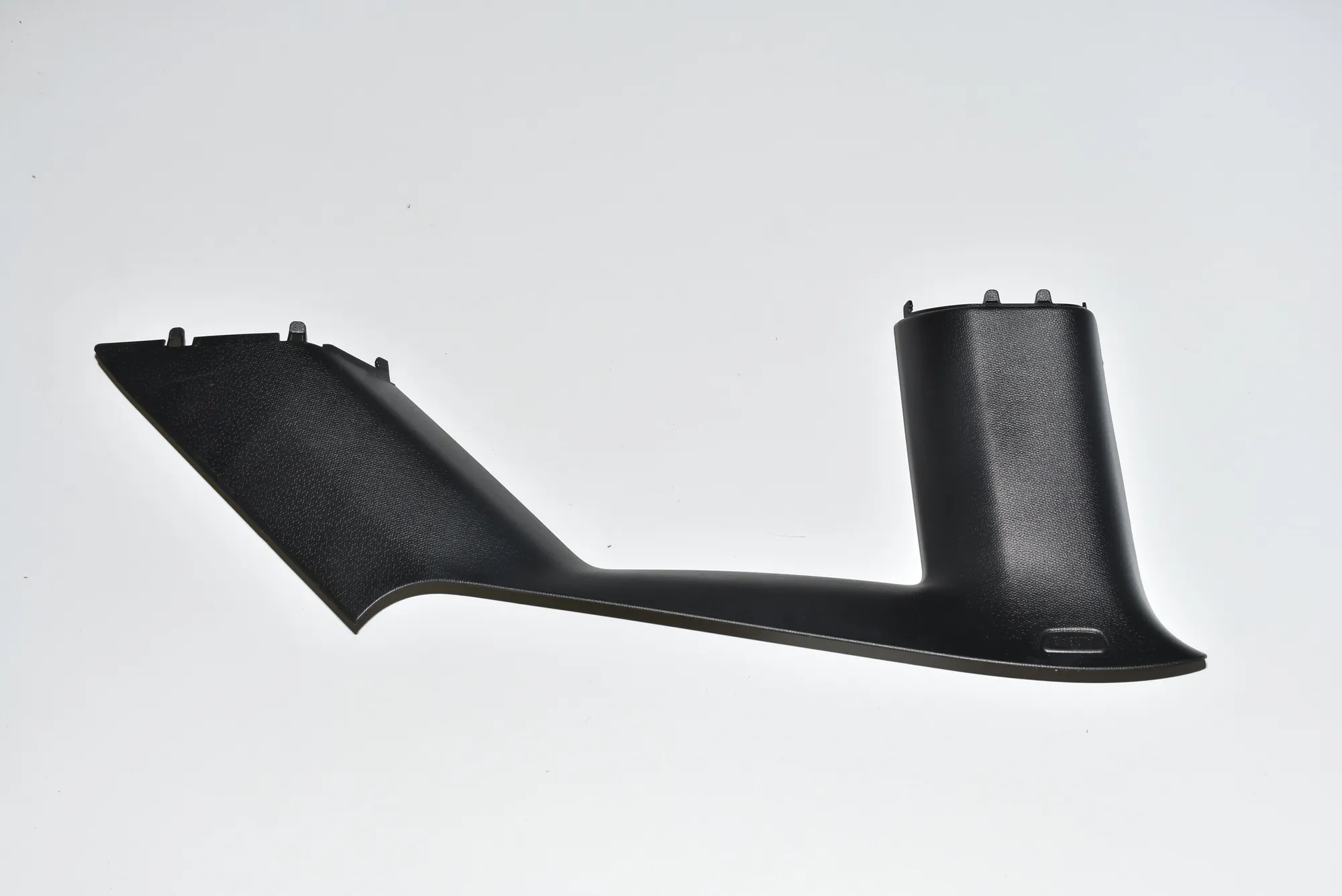 Right Side Pillar Trim – OEM 7275670 · BMW i3 (I01) Electric 2019 – 2