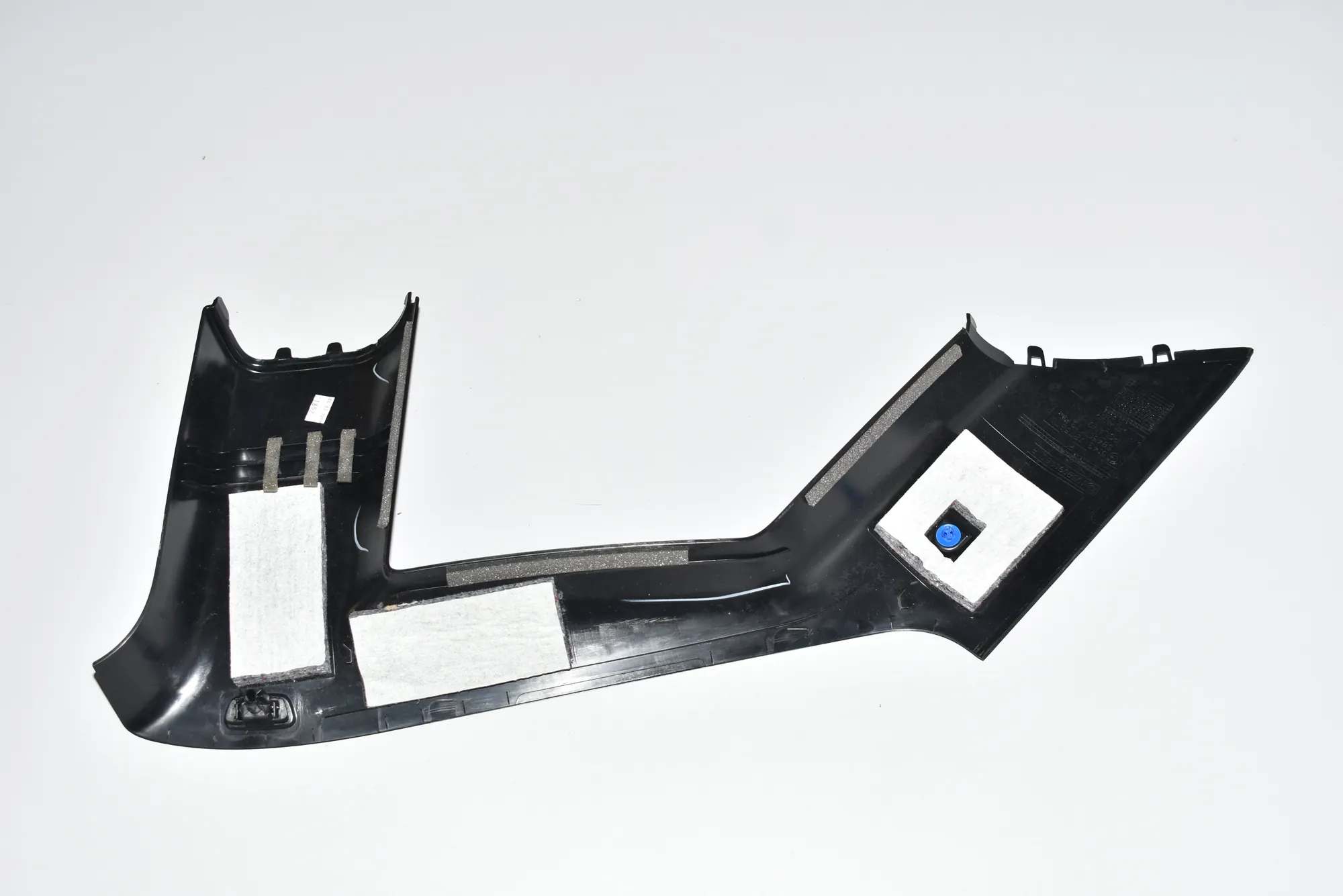 Right Side Pillar Trim – OEM 7275670 · BMW i3 (I01) Electric 2019 – 3