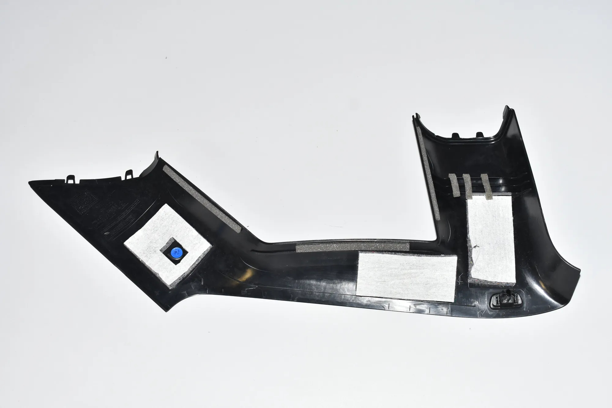 Rear Left Pillar Trim – OEM 7275669 · BMW i3 (I01) Electric 2019 – 3