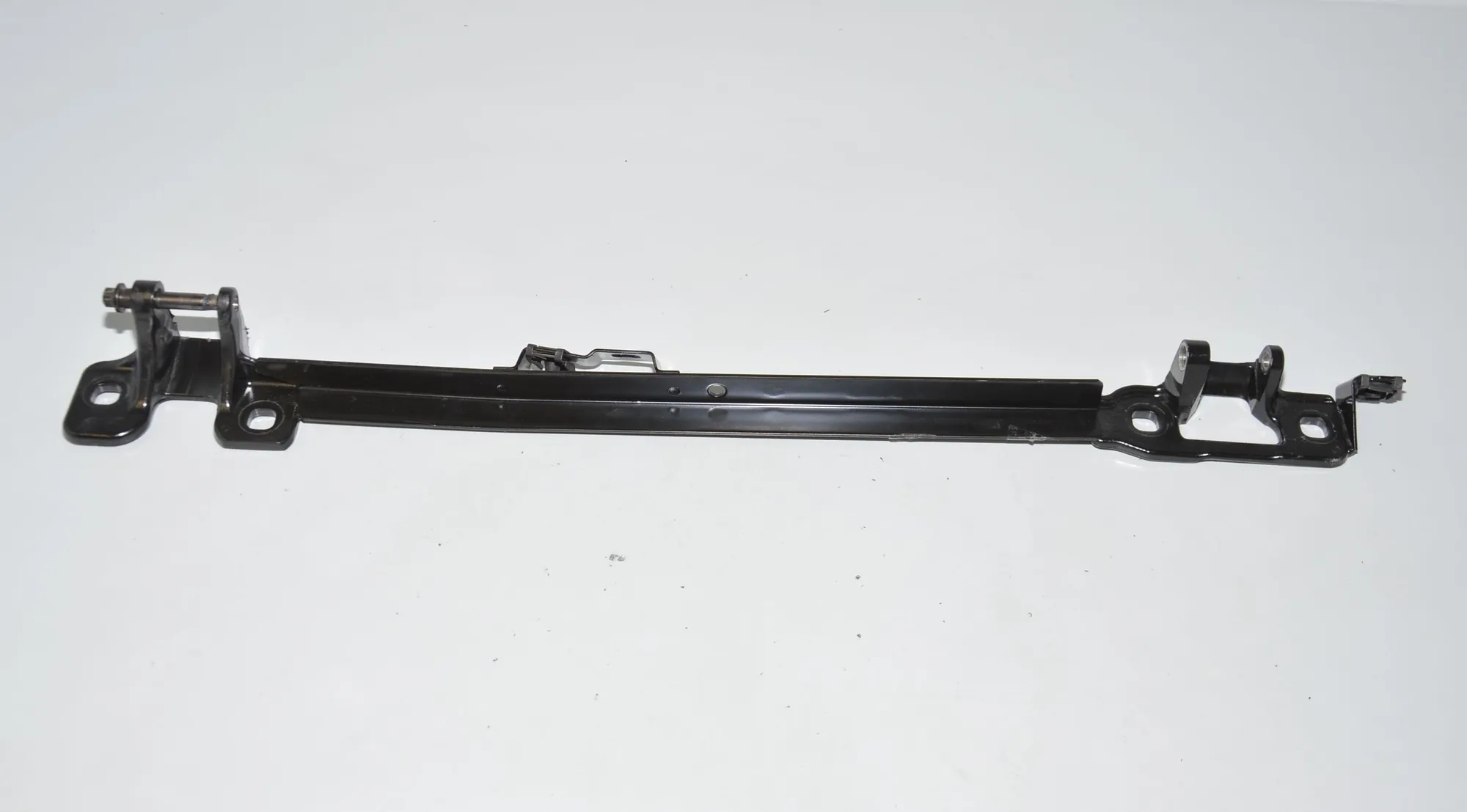 Other Body Parts – OEM 7312701 · BMW i8 (I12) BMW i8 (I12) hybrid 2015