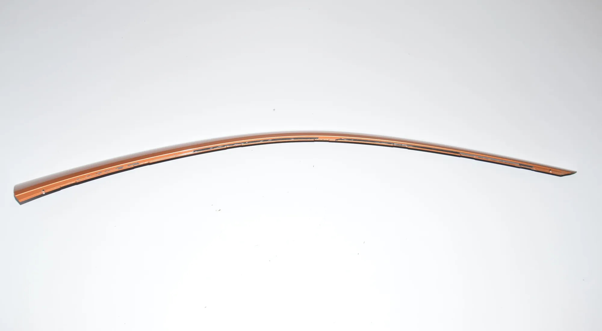 Right Side Roof Strip Trim – OEM 7372042 · BMW i8 (I12) BMW i8 (I12) hybrid 2015 – 3